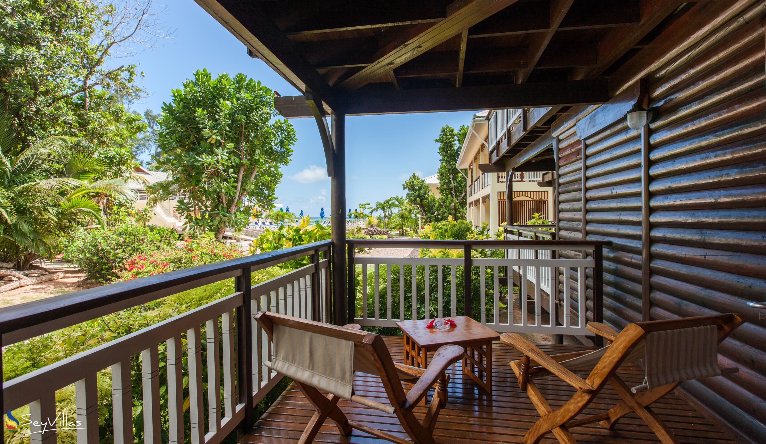 Foto 101: Acajou Beach Resort - Standard Zimmer - Praslin (Seychellen)