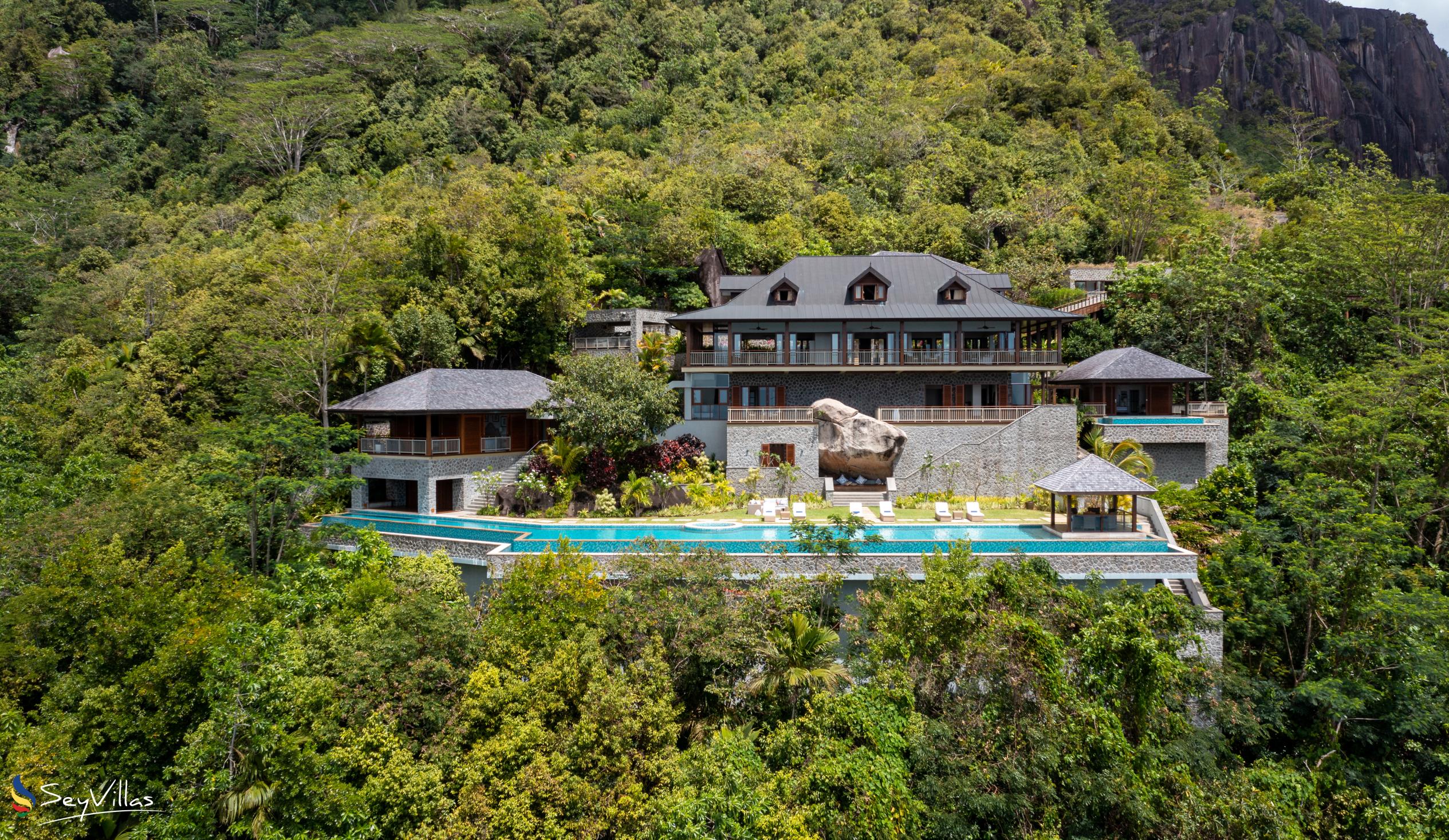 Photo 1: Villa Salazie - Outdoor area - Mahé (Seychelles)