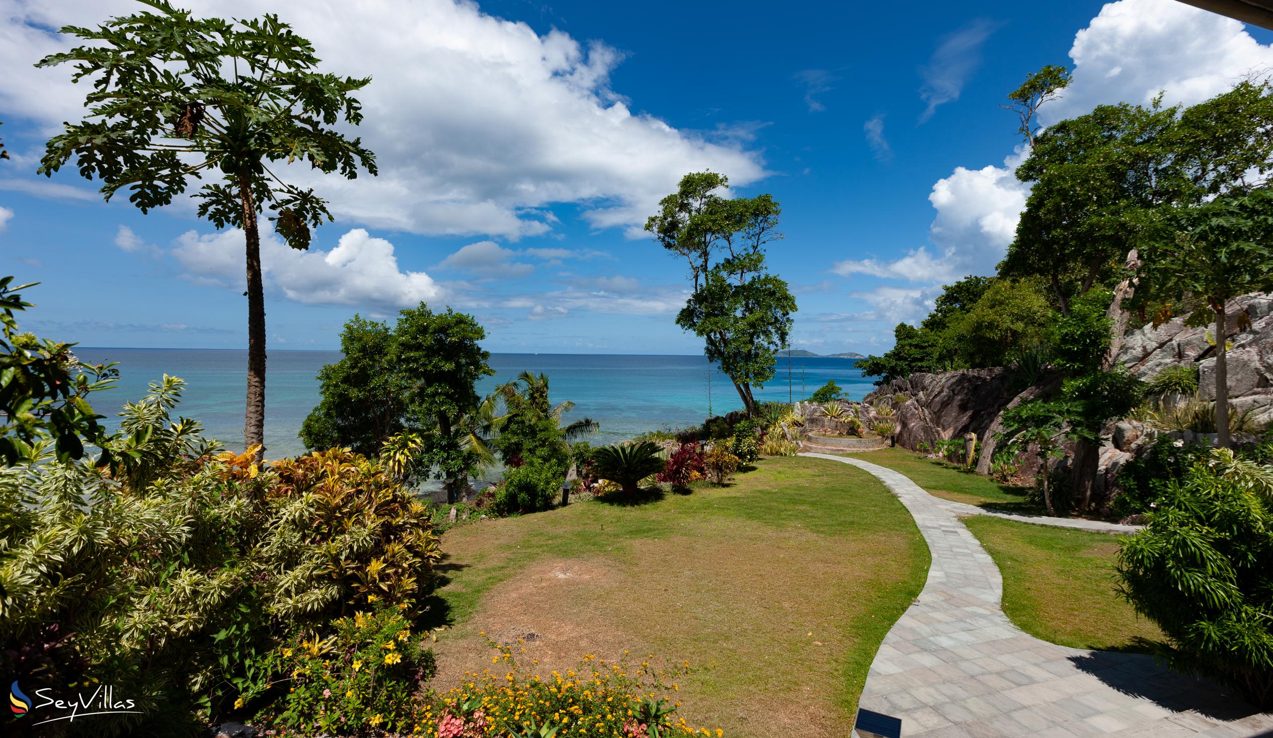 Photo 3: Cote Mer Villa - Outdoor area - Praslin (Seychelles)