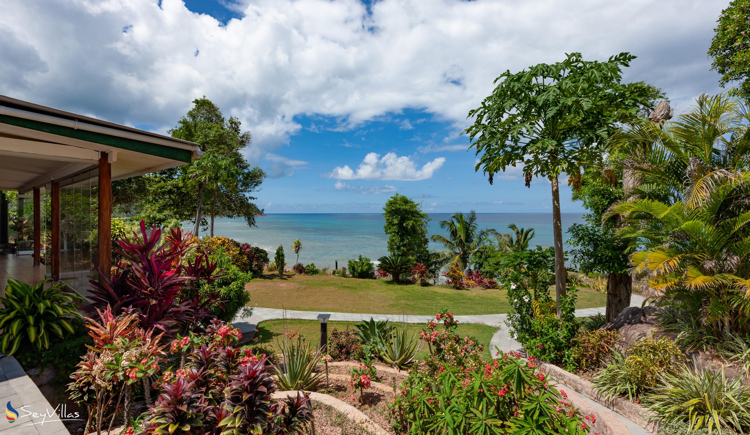 Foto 2: Cote Mer Villa - Aussenbereich - Praslin (Seychellen)