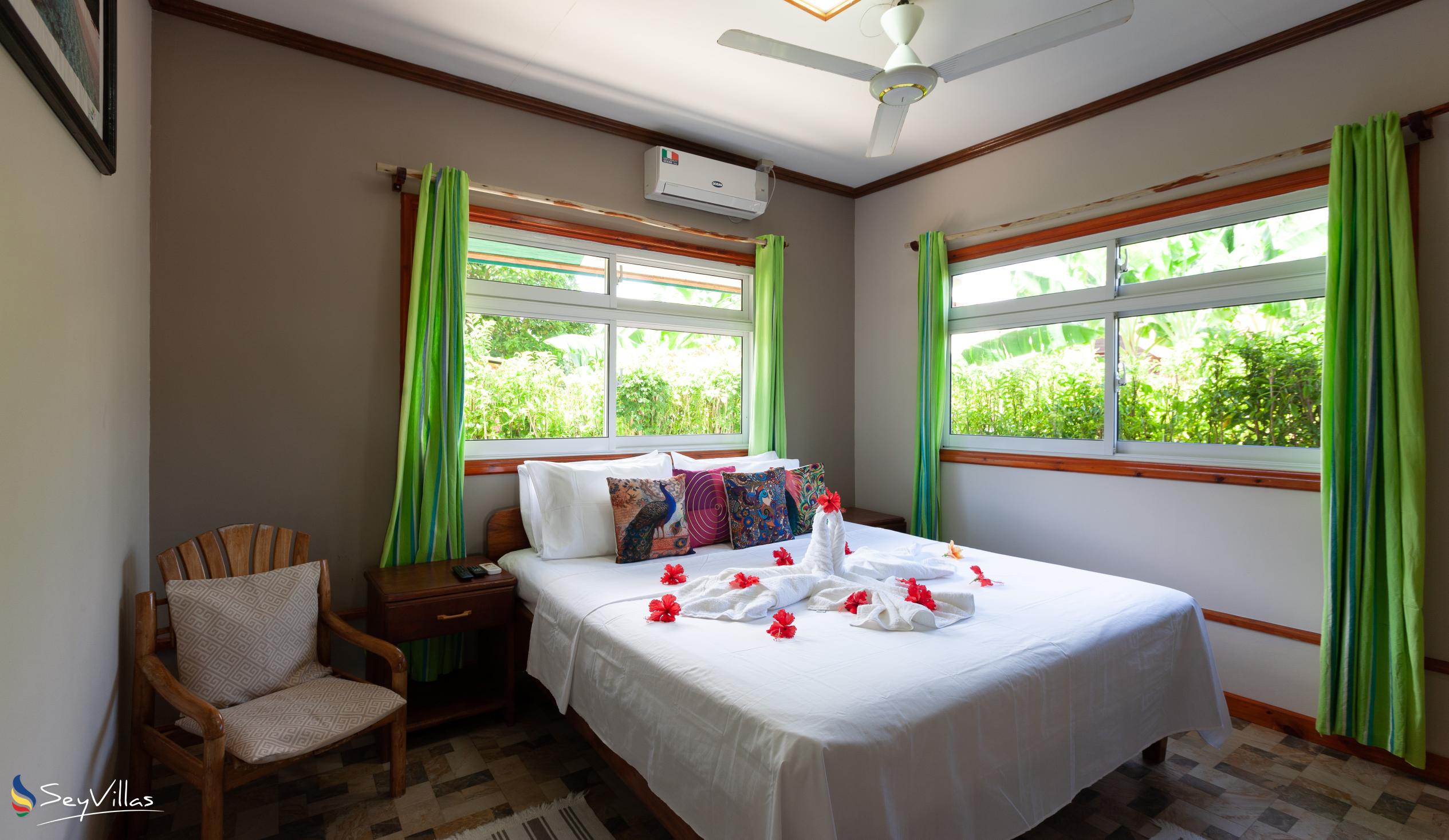Photo 54: Bwaver Cottage - Triple Room with Garden-View - La Digue (Seychelles)