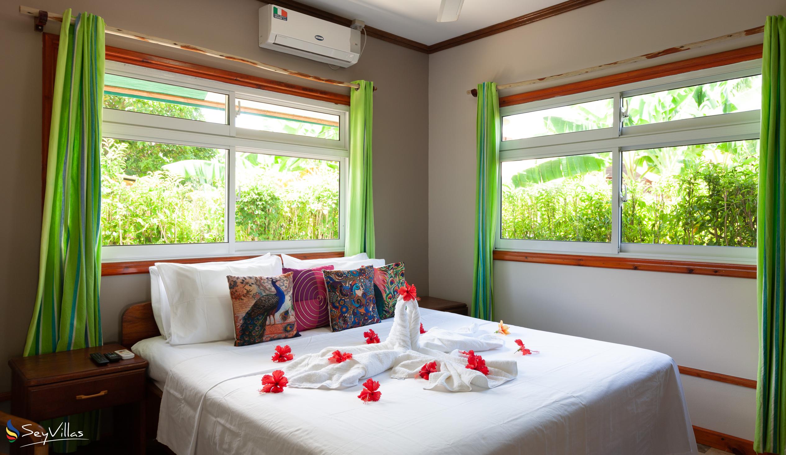 Photo 58: Bwaver Cottage - Triple Room with Garden-View - La Digue (Seychelles)
