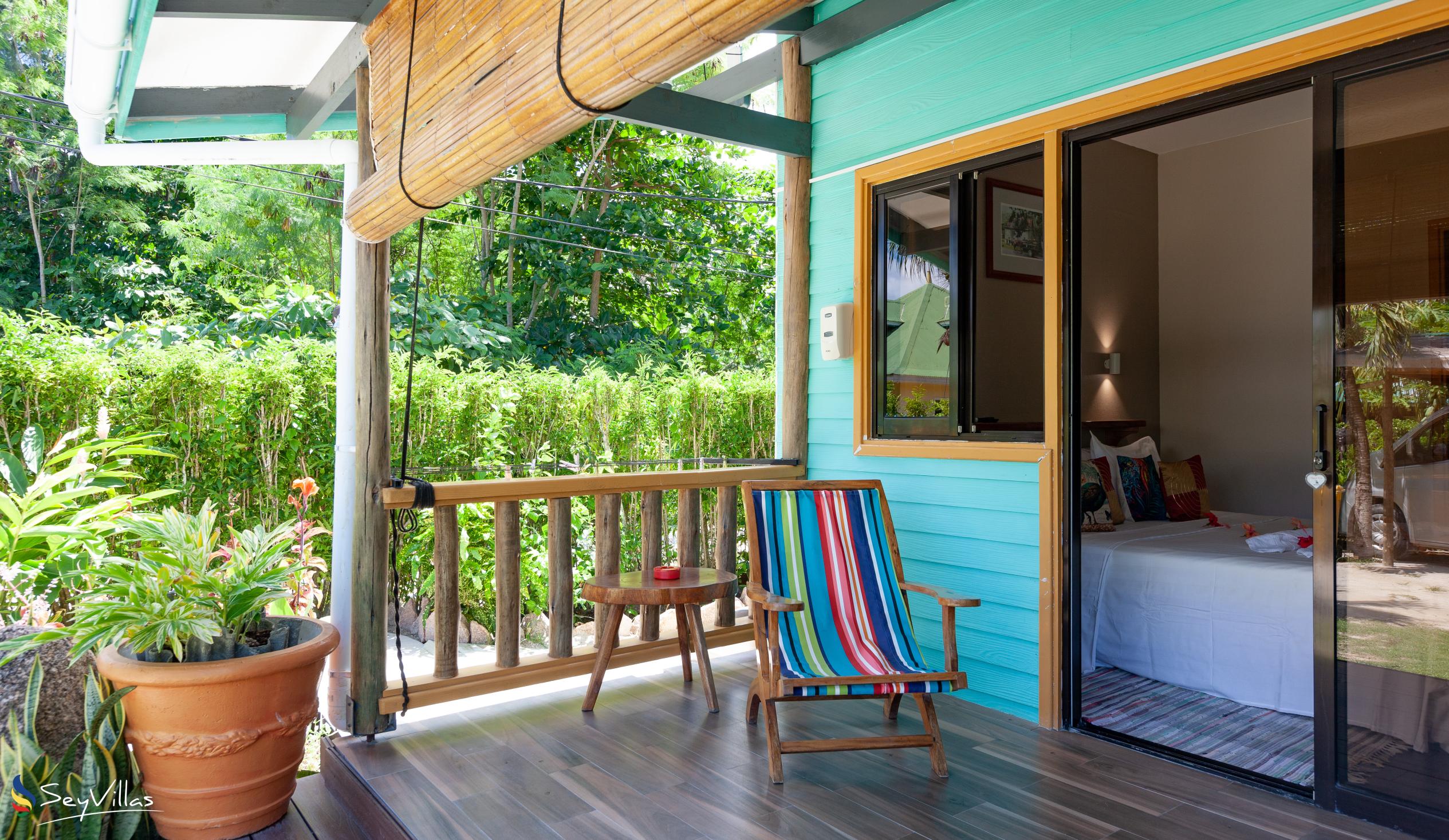 Foto 67: Bwaver Cottage - Chambre Triple avec terrasse - La Digue (Seychelles)