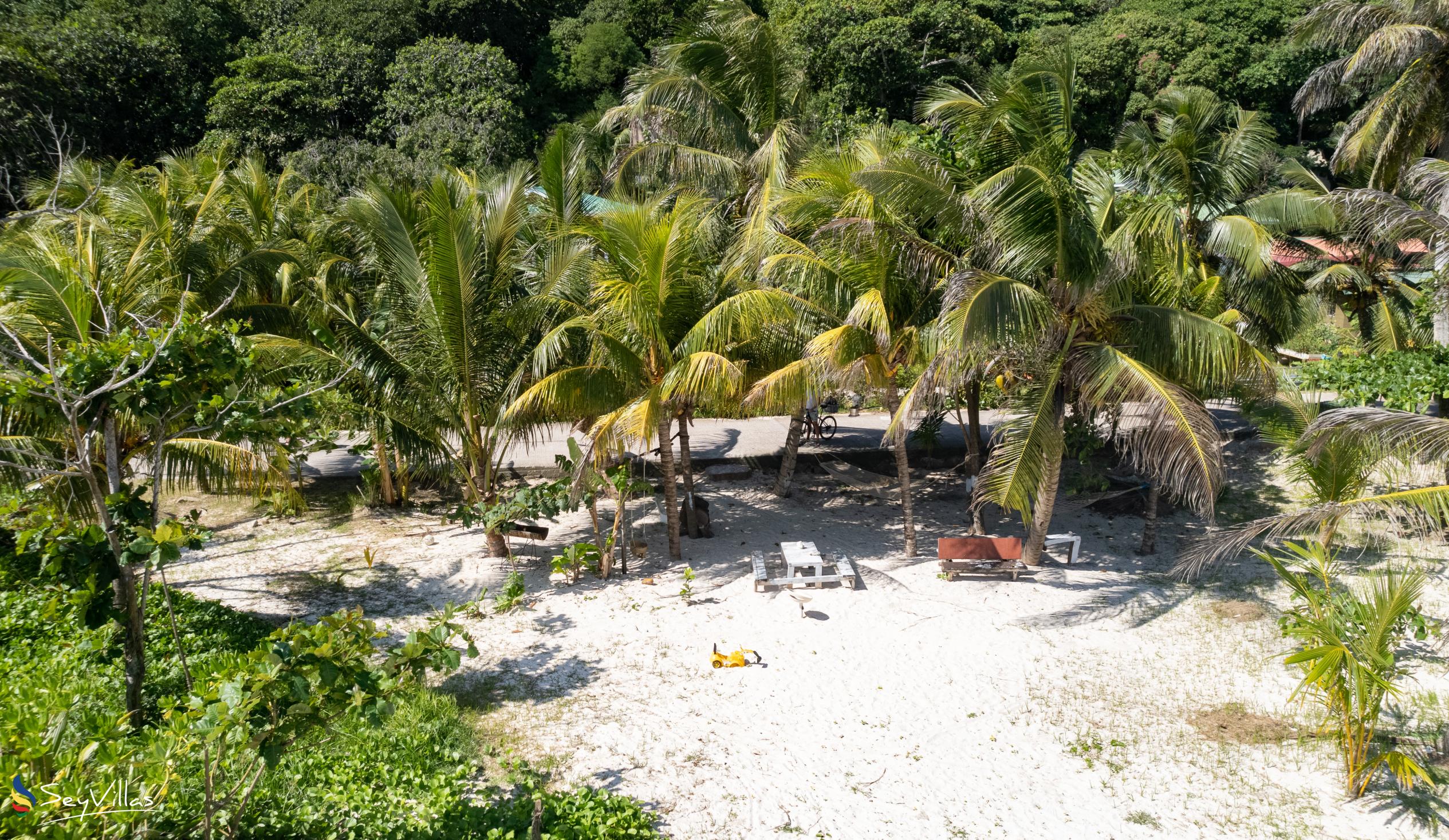 Foto 5: Anse Grosse Roche Beach Villa - Aussenbereich - La Digue (Seychellen)