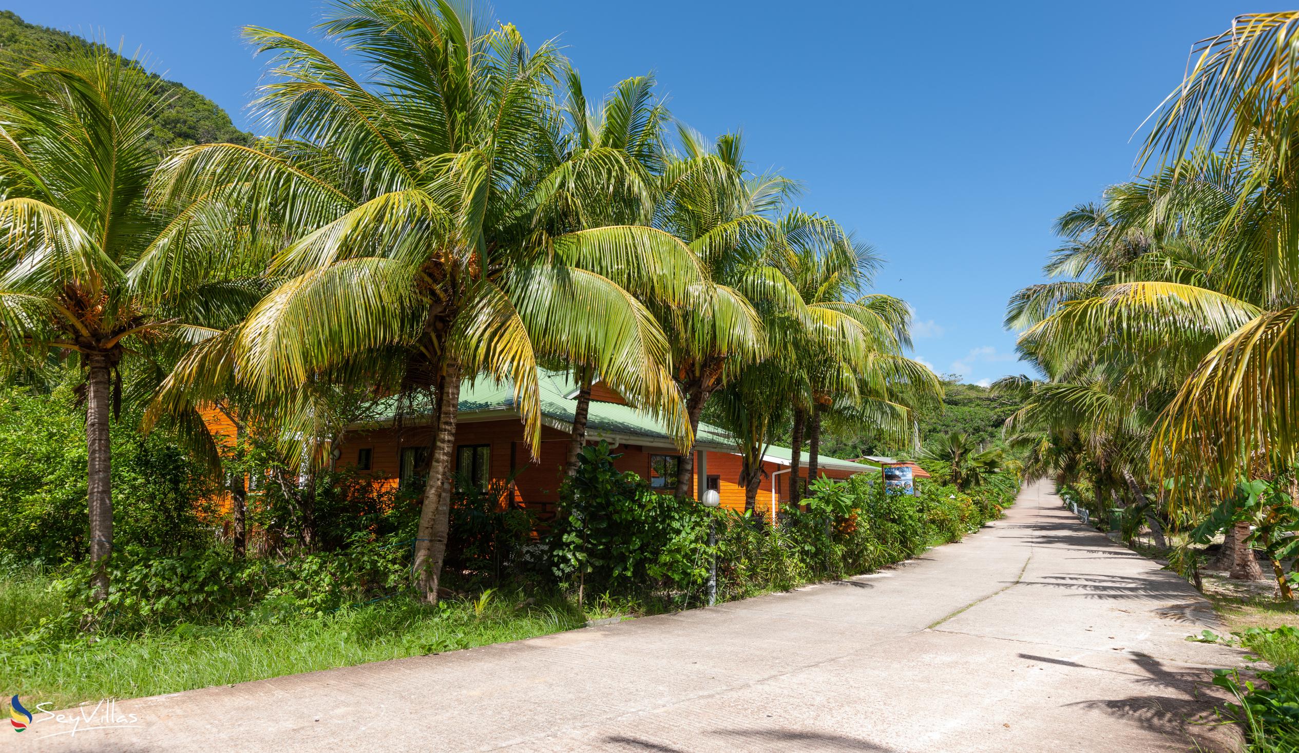 Photo 15: Anse Grosse Roche Beach Villa - Outdoor area - La Digue (Seychelles)
