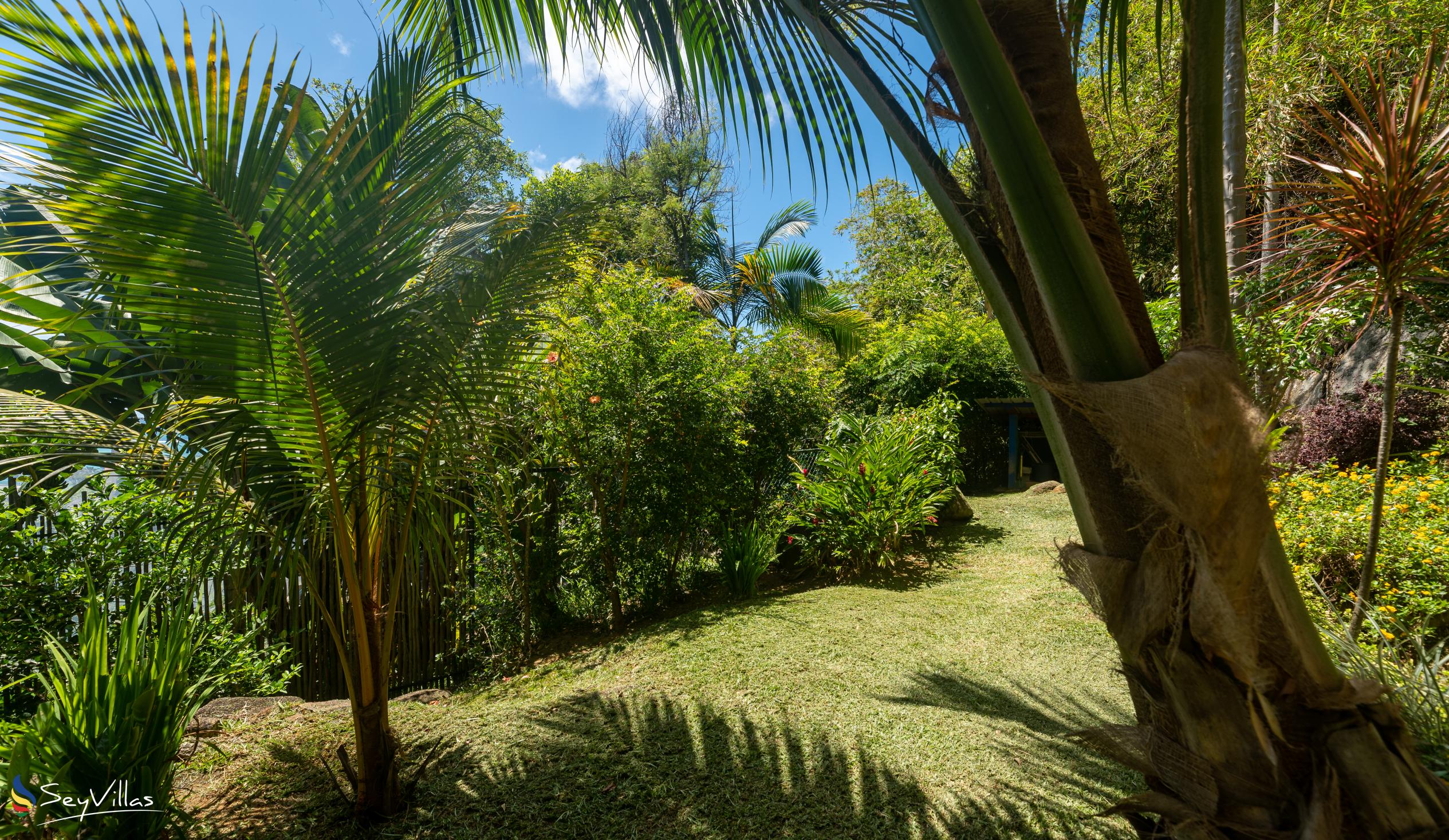 Photo 9: Fler Payanke - Outdoor area - Mahé (Seychelles)