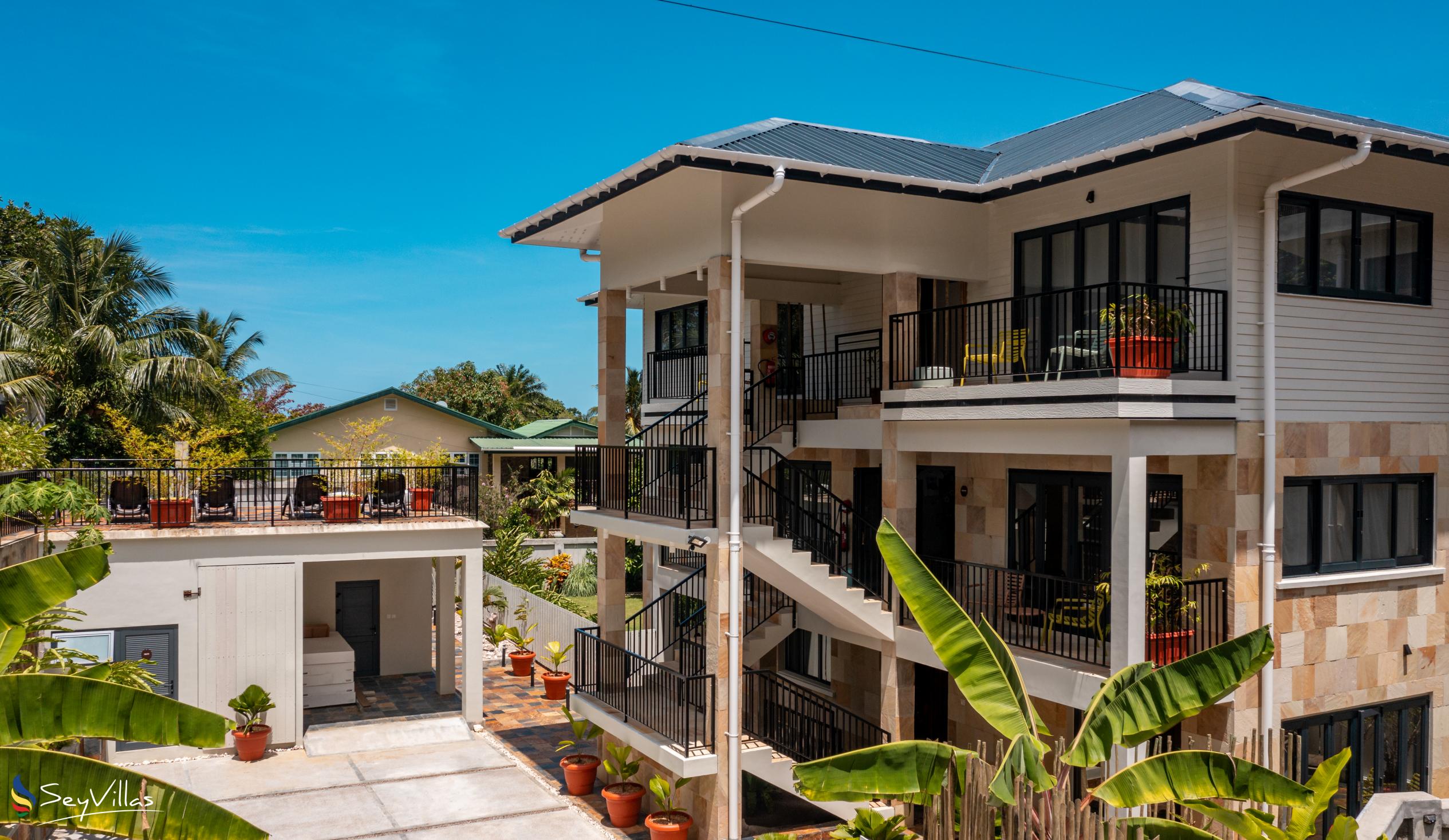 Foto 17: Lodoicea Apartments - Aussenbereich - Mahé (Seychellen)