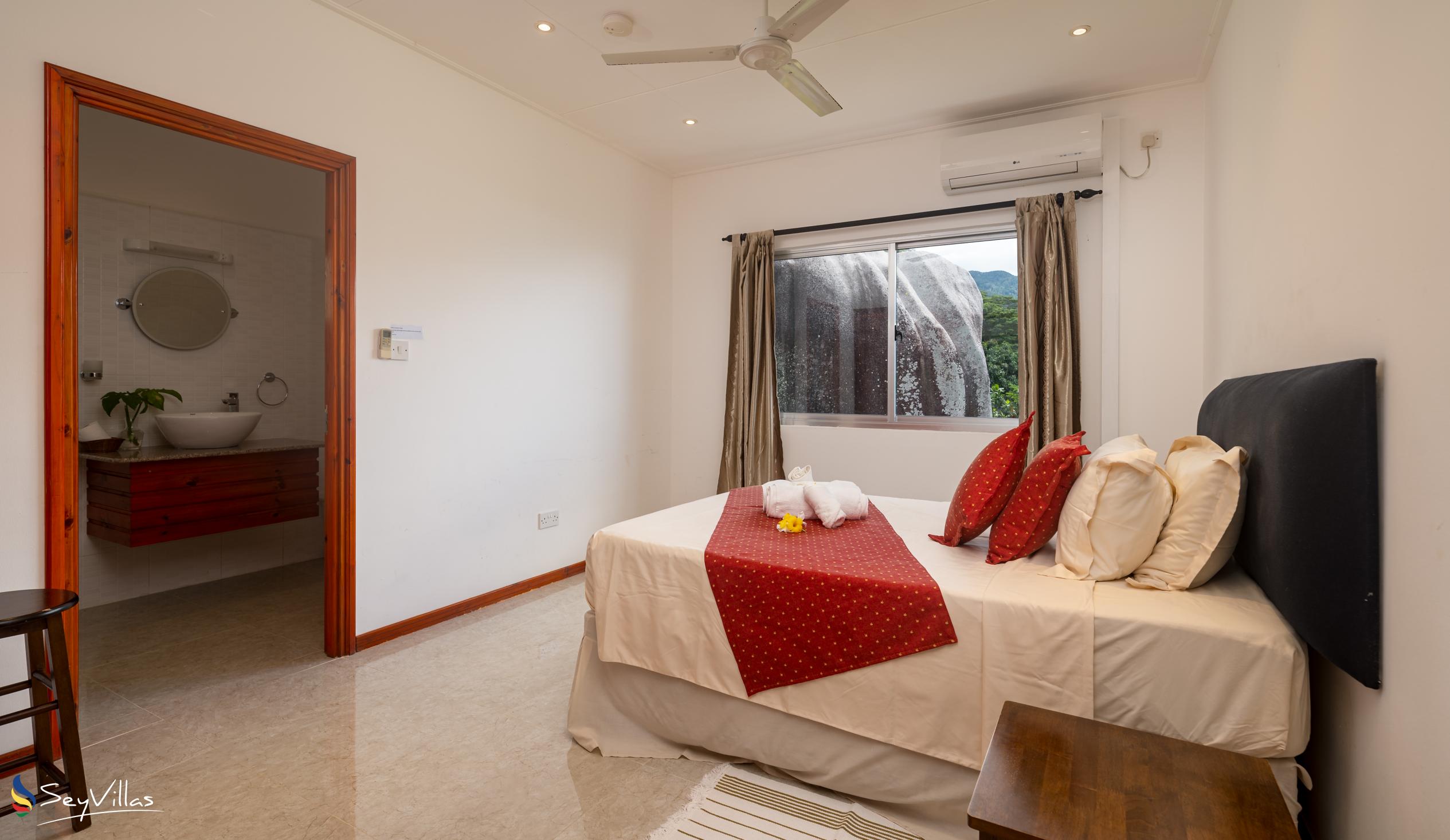 Photo 42: Jbilla Self Catering - 2-Bedroom Apartment - Mahé (Seychelles)