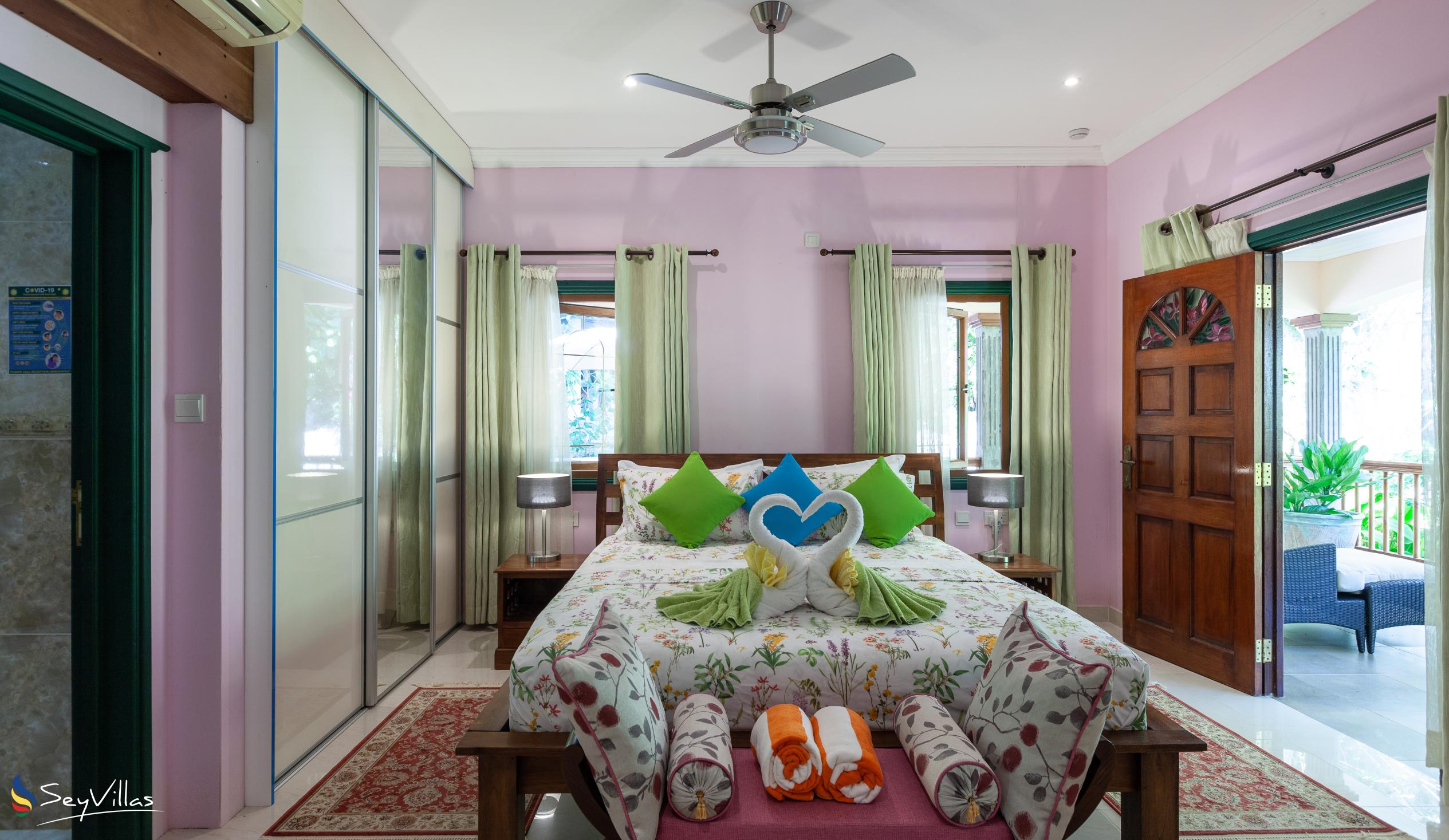 Photo 39: Pension Michel - Villa Roche Bois - Superior Room - La Digue (Seychelles)