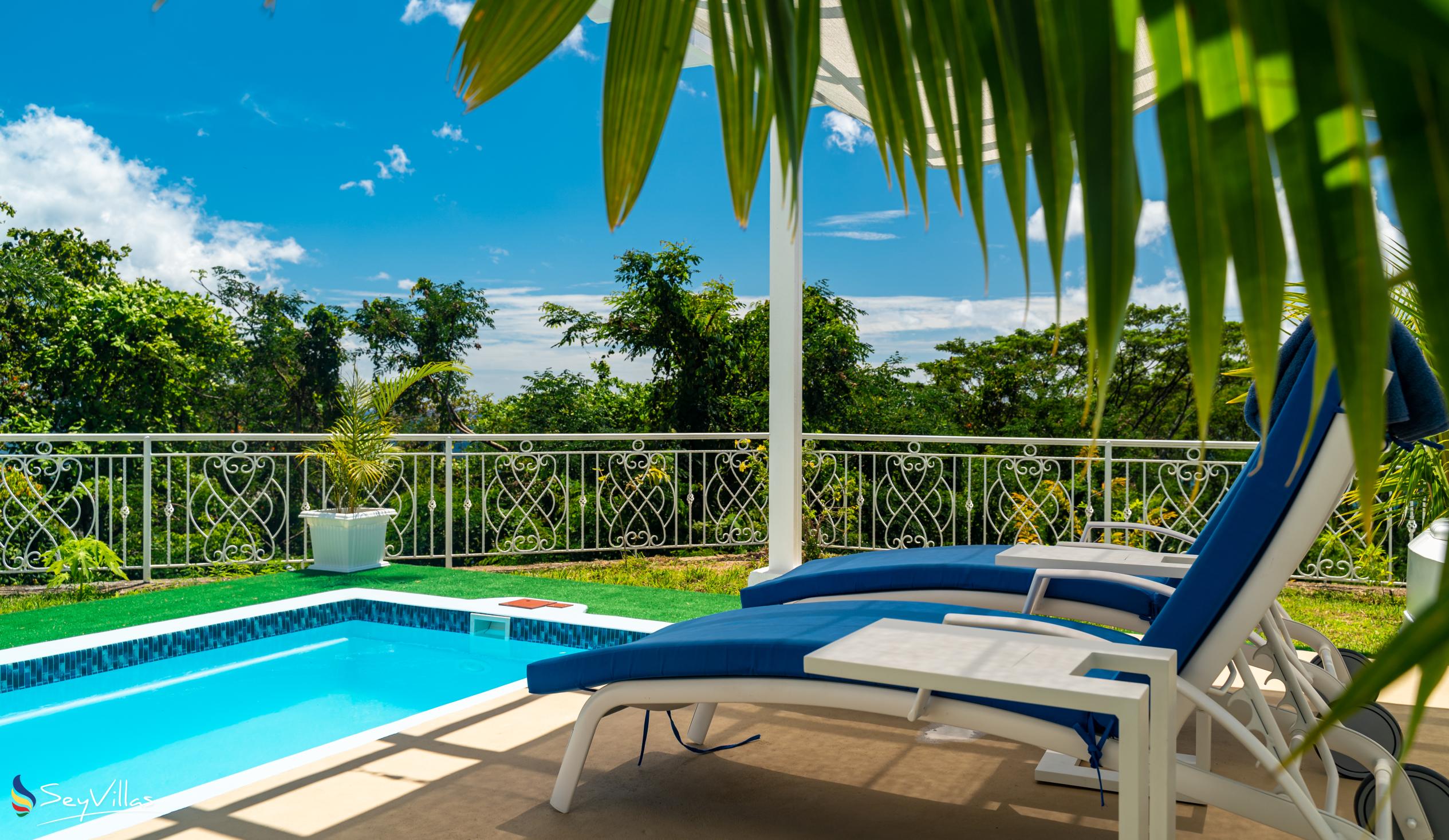Photo 4: Villa Jasmin - Outdoor area - Mahé (Seychelles)