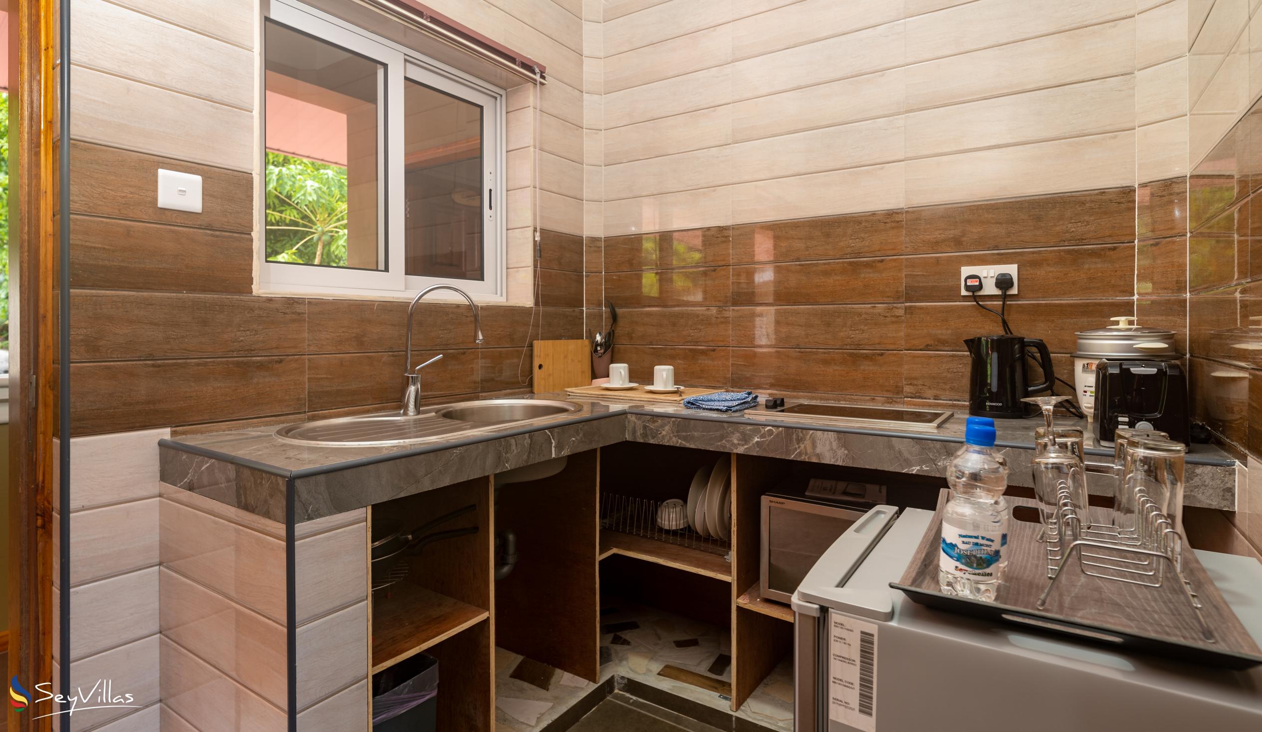 Photo 42: Auguste Holiday Residence - 1-Bedroom Apartment - Mahé (Seychelles)