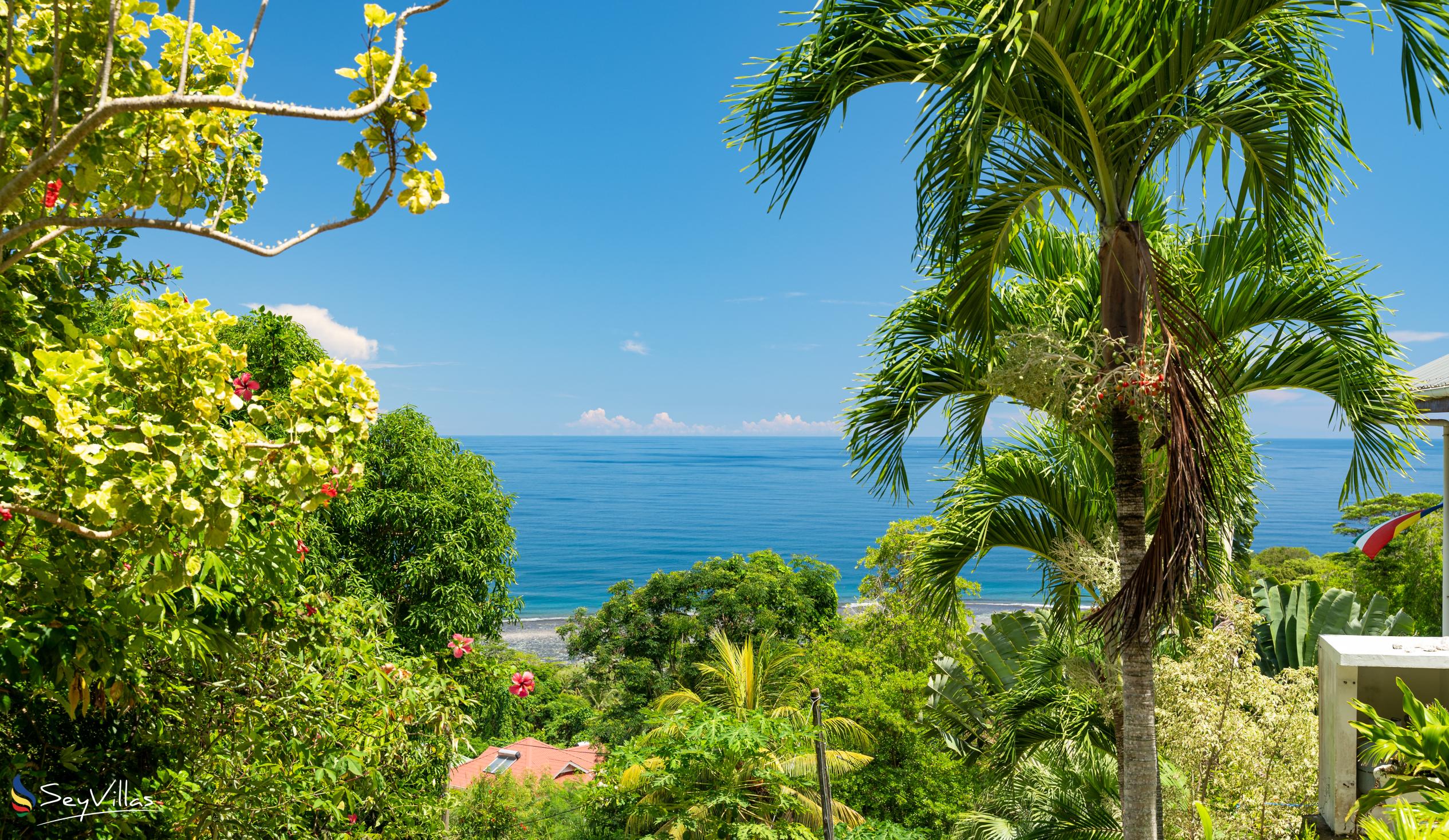 Photo 6: Hilltop Villa Bougainville - Outdoor area - Mahé (Seychelles)