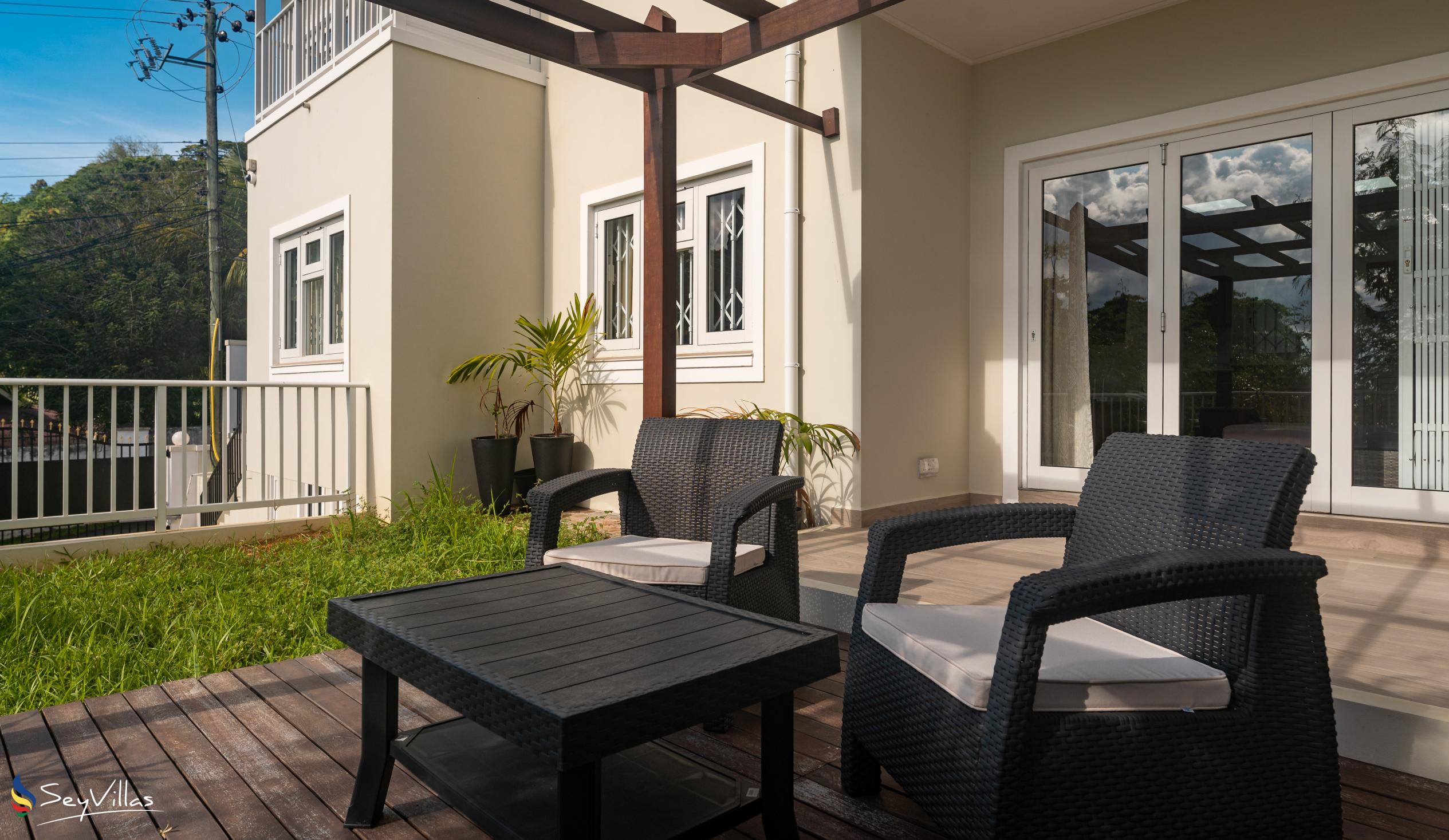 Foto 56: Crystal Shores Self Catering Apartments - Appartement mit Gartenblick - Mahé (Seychellen)