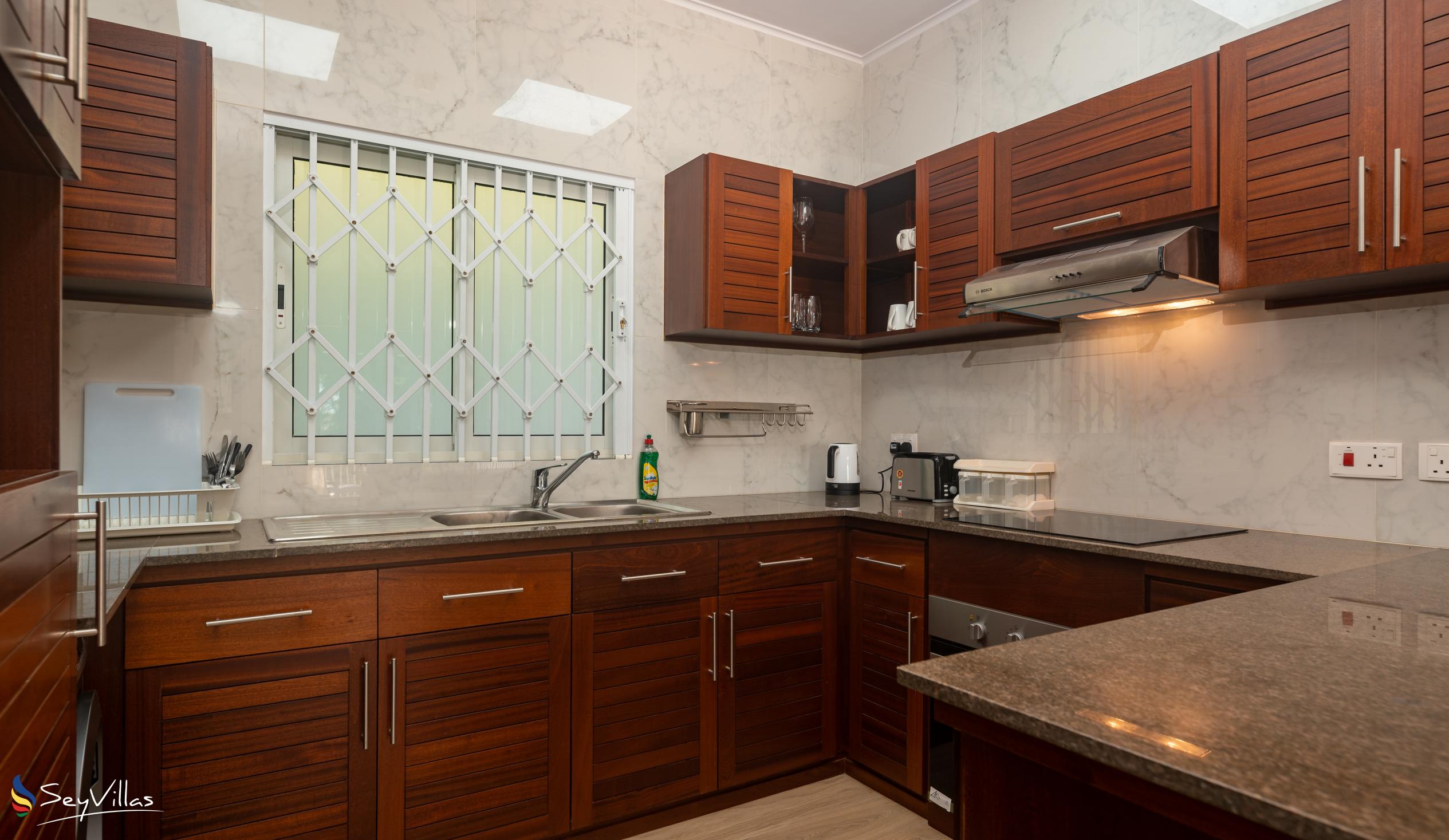 Foto 68: Crystal Shores Self Catering Apartments - Appartement mit Gartenblick - Mahé (Seychellen)
