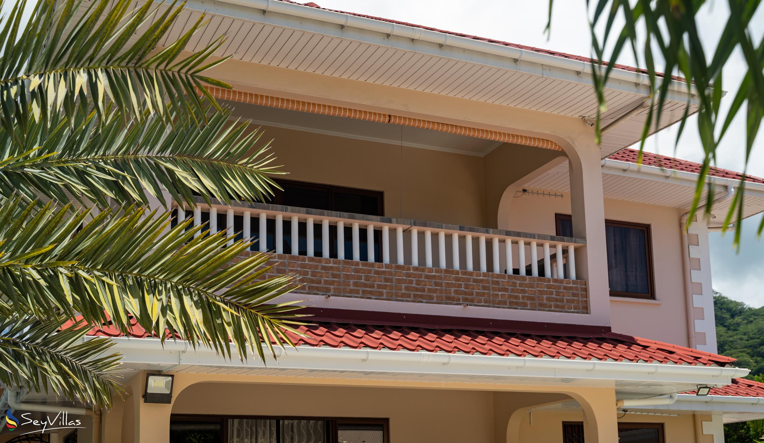 Foto 4: Erica's Residence Self Catering Apartment - Aussenbereich - Mahé (Seychellen)