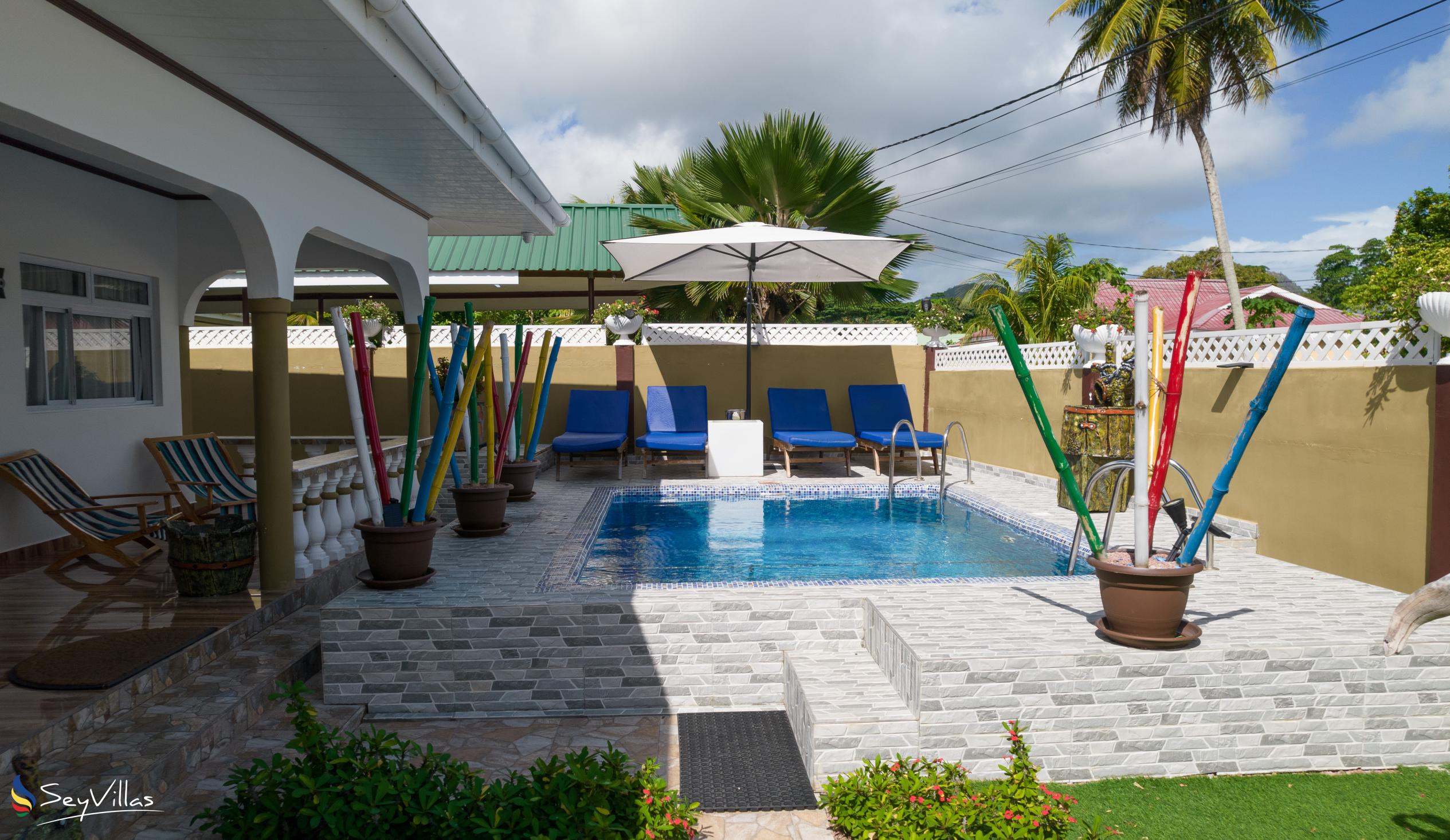 Foto 5: Happy Stay Villa - Aussenbereich - Praslin (Seychellen)