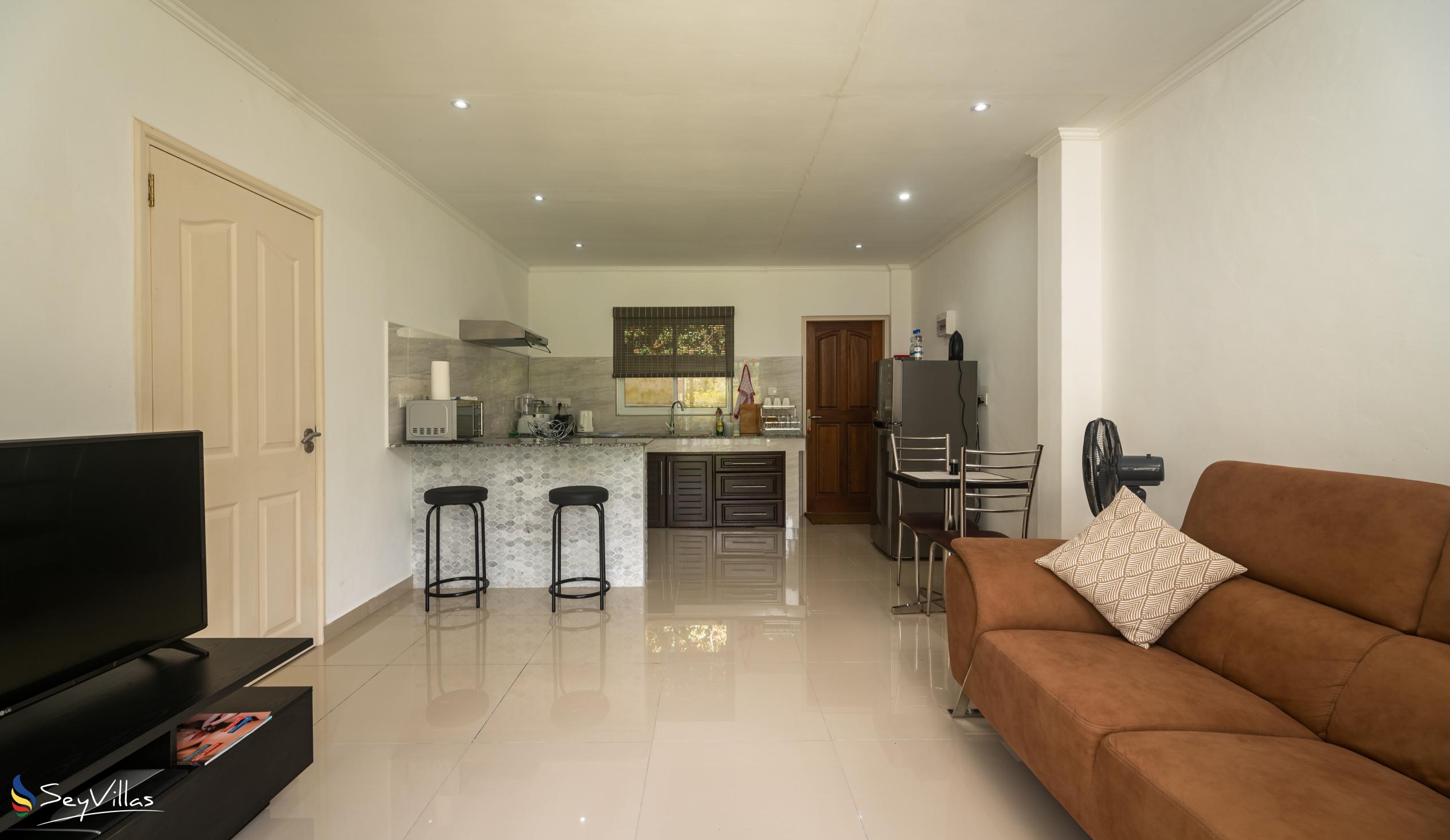 Photo 28: Paul's Residence - 1-Bedroom Apartment - Mahé (Seychelles)