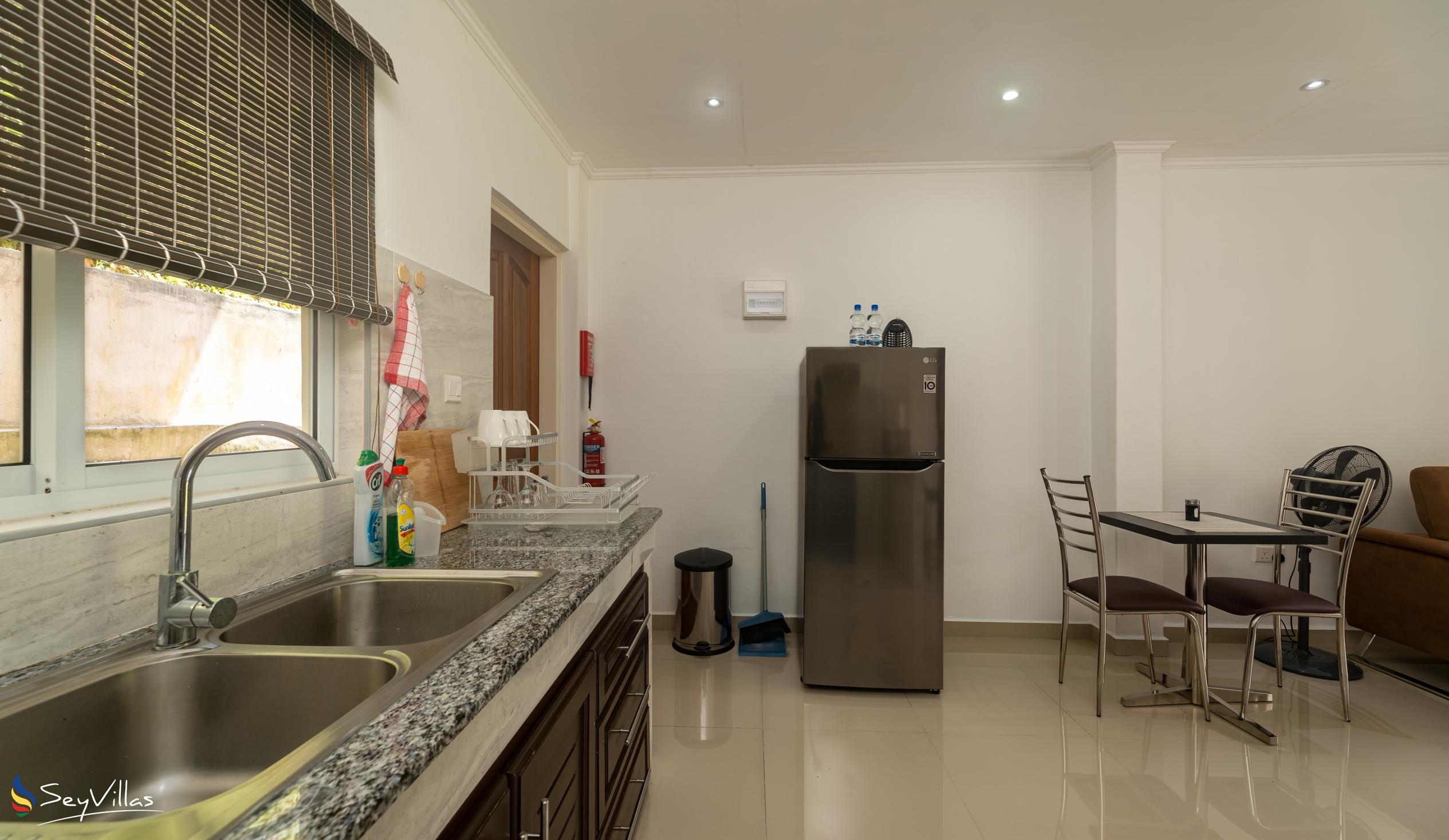 Photo 35: Paul's Residence - 1-Bedroom Apartment - Mahé (Seychelles)