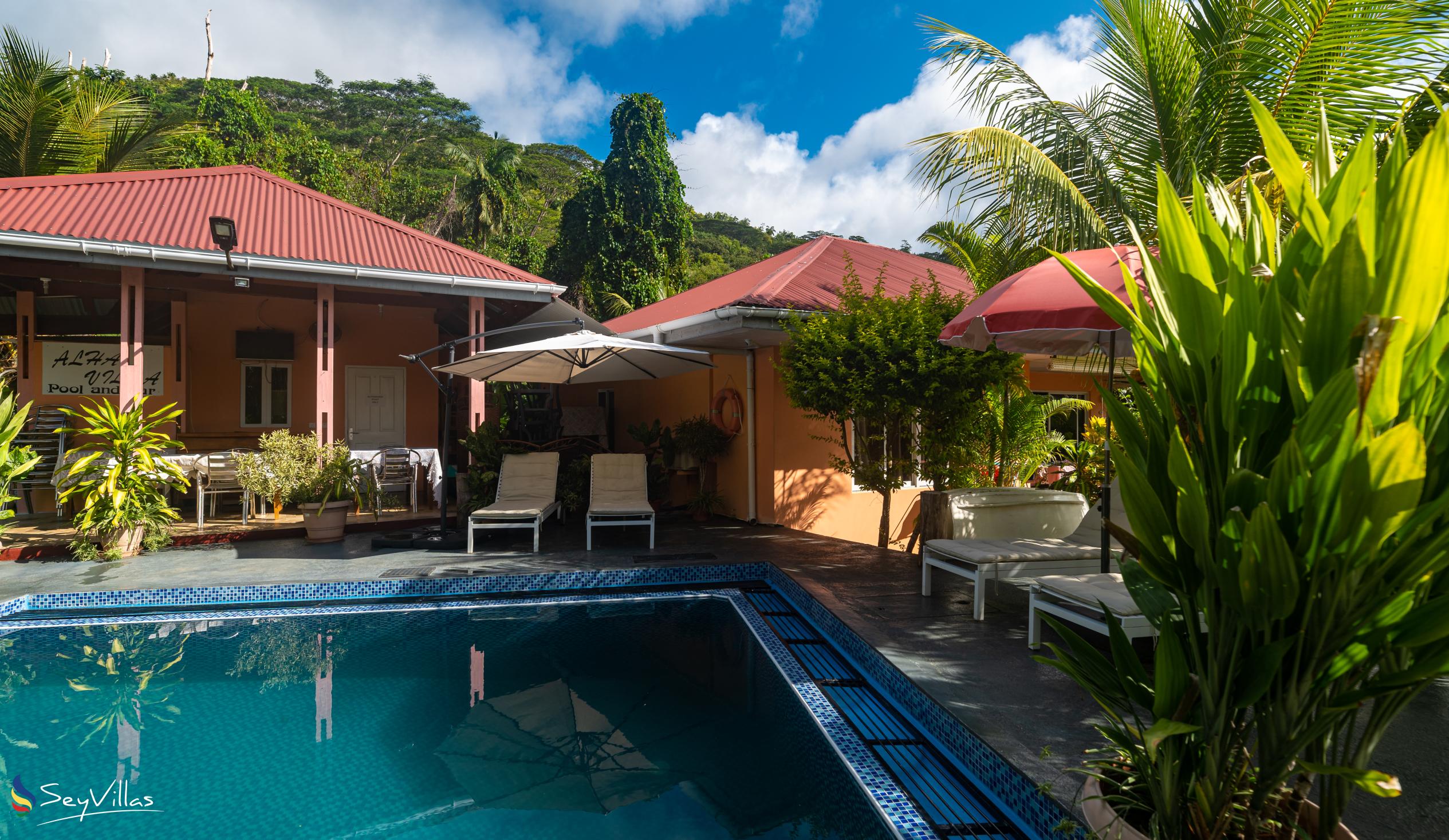 Photo 9: Alha Villa - Outdoor area - Mahé (Seychelles)