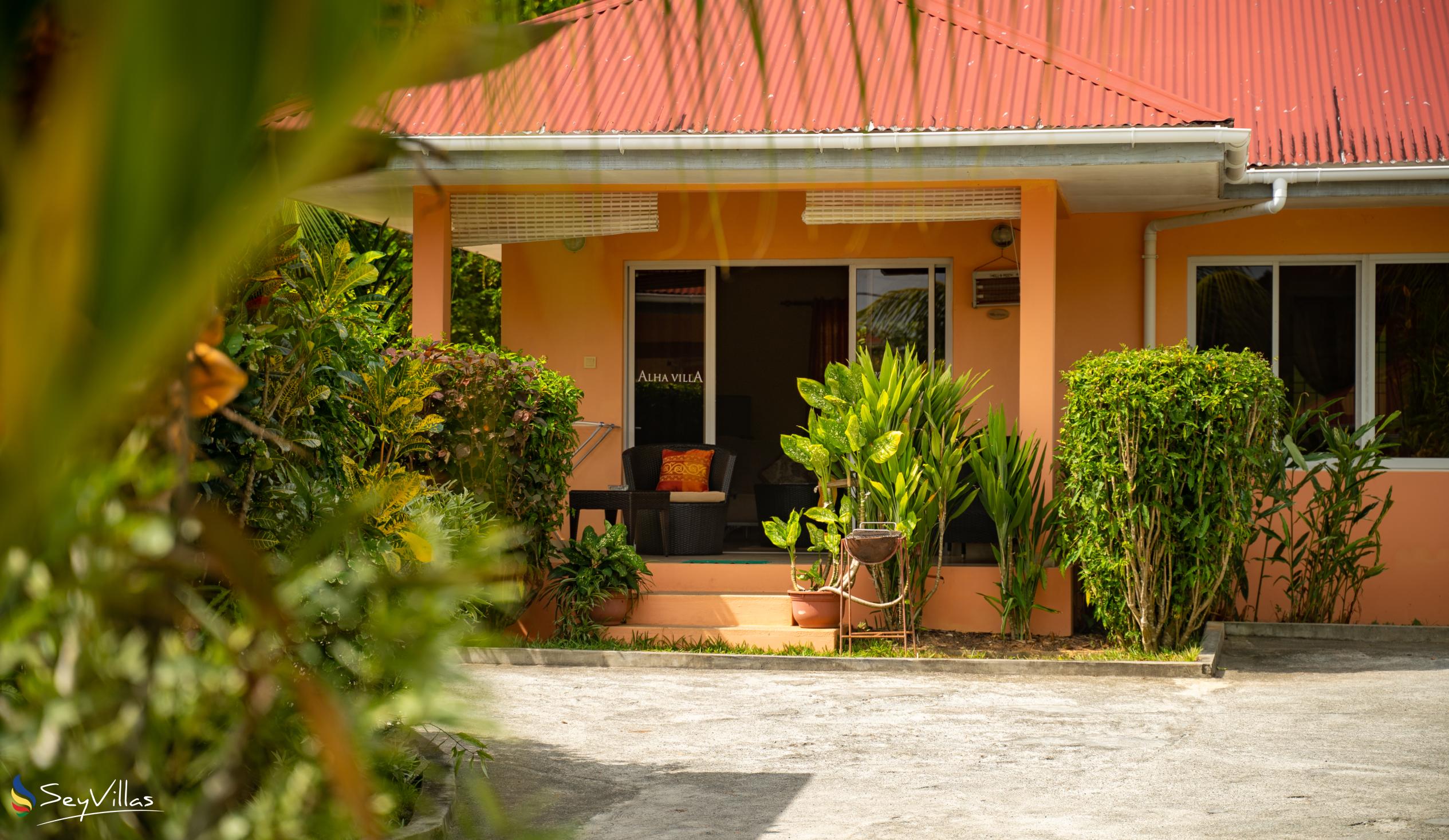 Photo 15: Alha Villa - Outdoor area - Mahé (Seychelles)