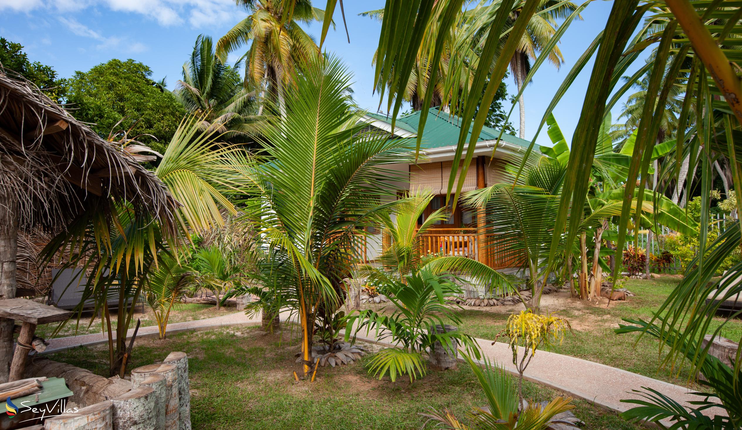 Photo 18: Coco de Mahi - Outdoor area - La Digue (Seychelles)