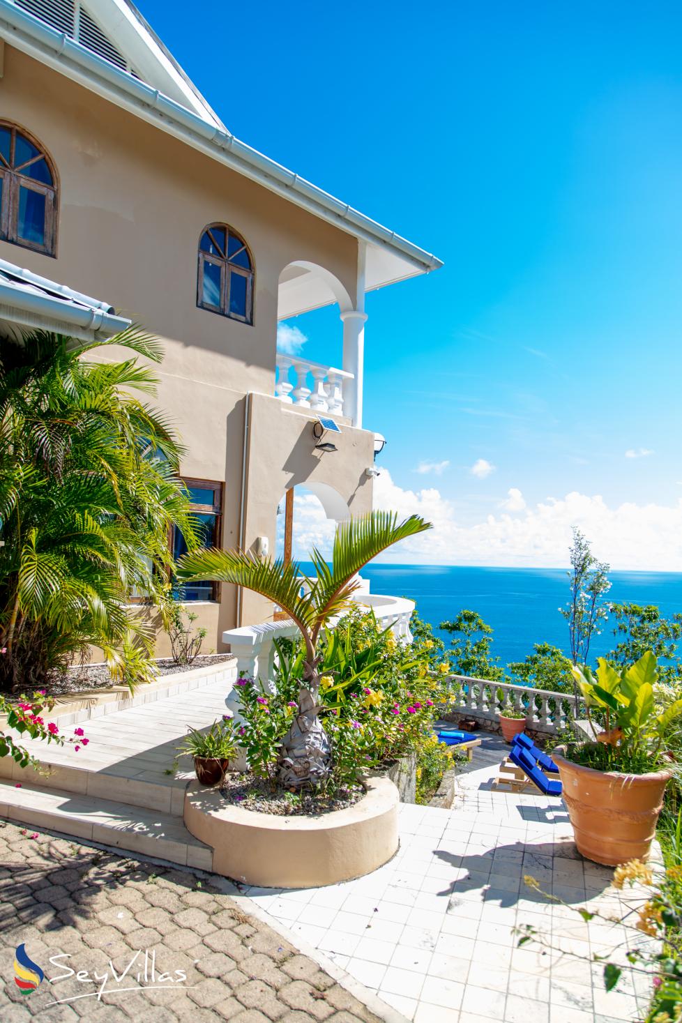 Foto 3: Blu Vista Villa - Aussenbereich - Mahé (Seychellen)