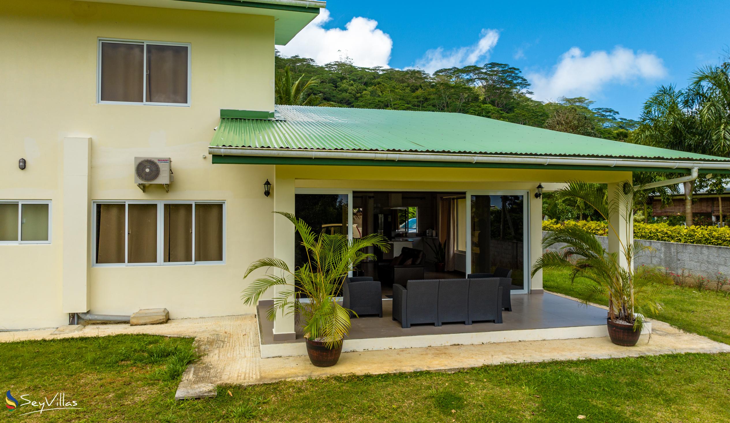 Photo 2: Maison Dora - Outdoor area - Mahé (Seychelles)