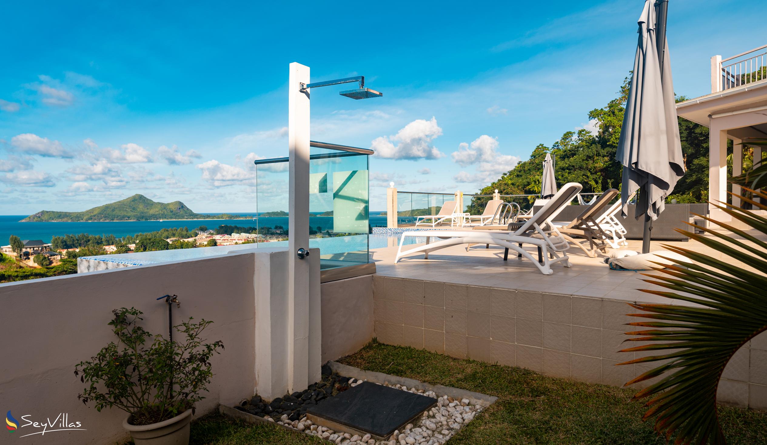 Photo 15: Maison L'Horizon - Outdoor area - Mahé (Seychelles)