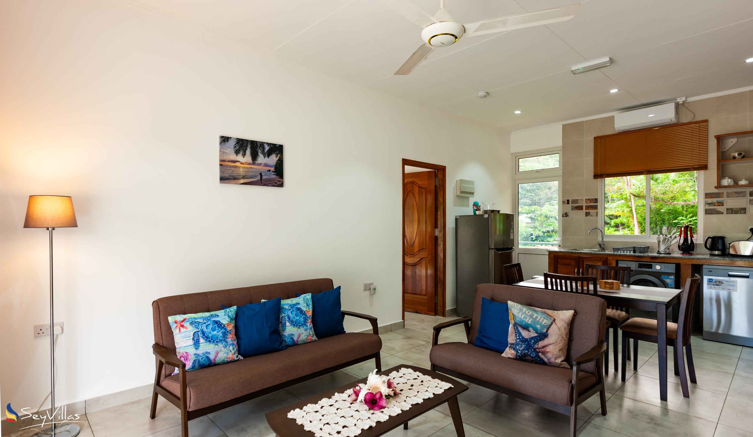 Foto 24: MacMillan's Holiday Villas - Chalet mit 2 Schlafzimmern - Praslin (Seychellen)