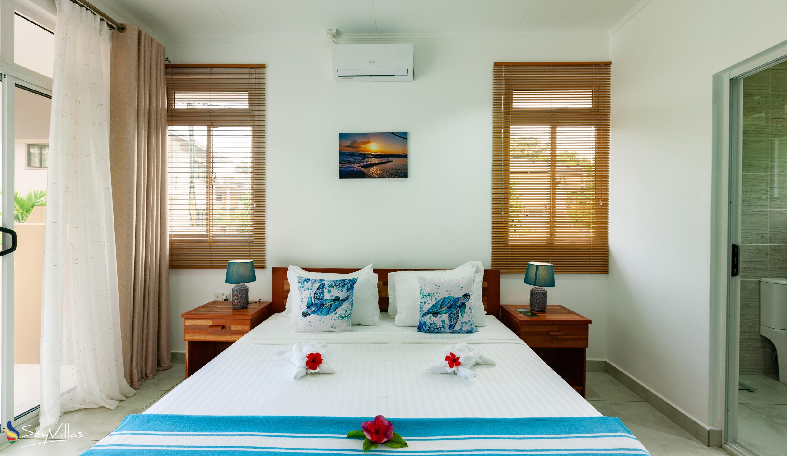 Photo 42: MacMillan's Holiday Villas - 2-Bedroom Chalet - Praslin (Seychelles)