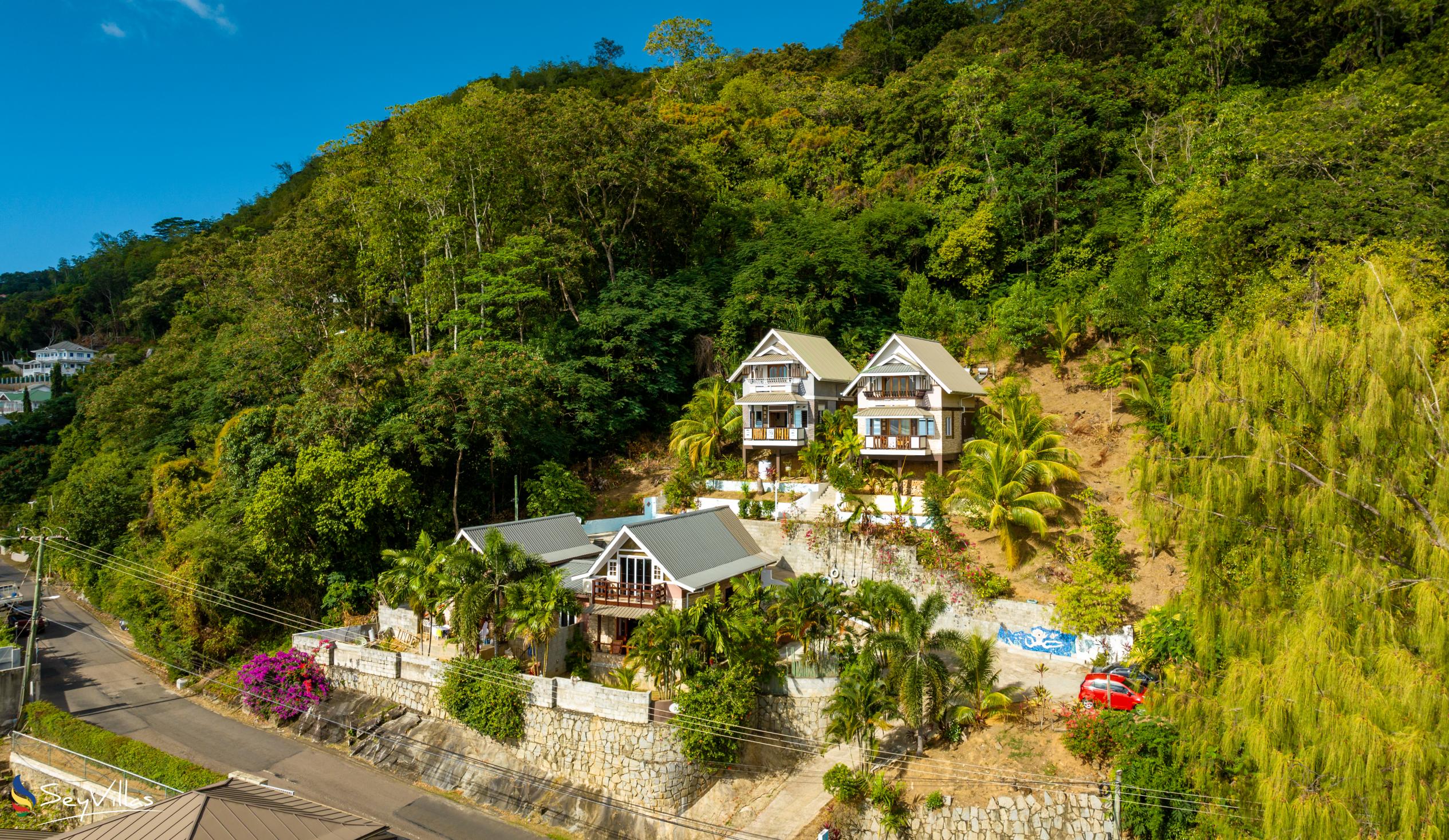 Foto 5: Mouggae Blues Villas - Aussenbereich - Mahé (Seychellen)