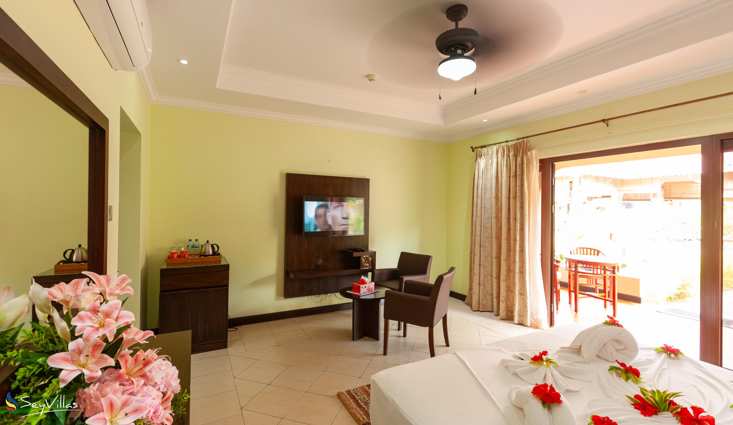 Foto 38: Oasis Hotel, Restaurant & Spa - Standard Zimmer - Praslin (Seychellen)