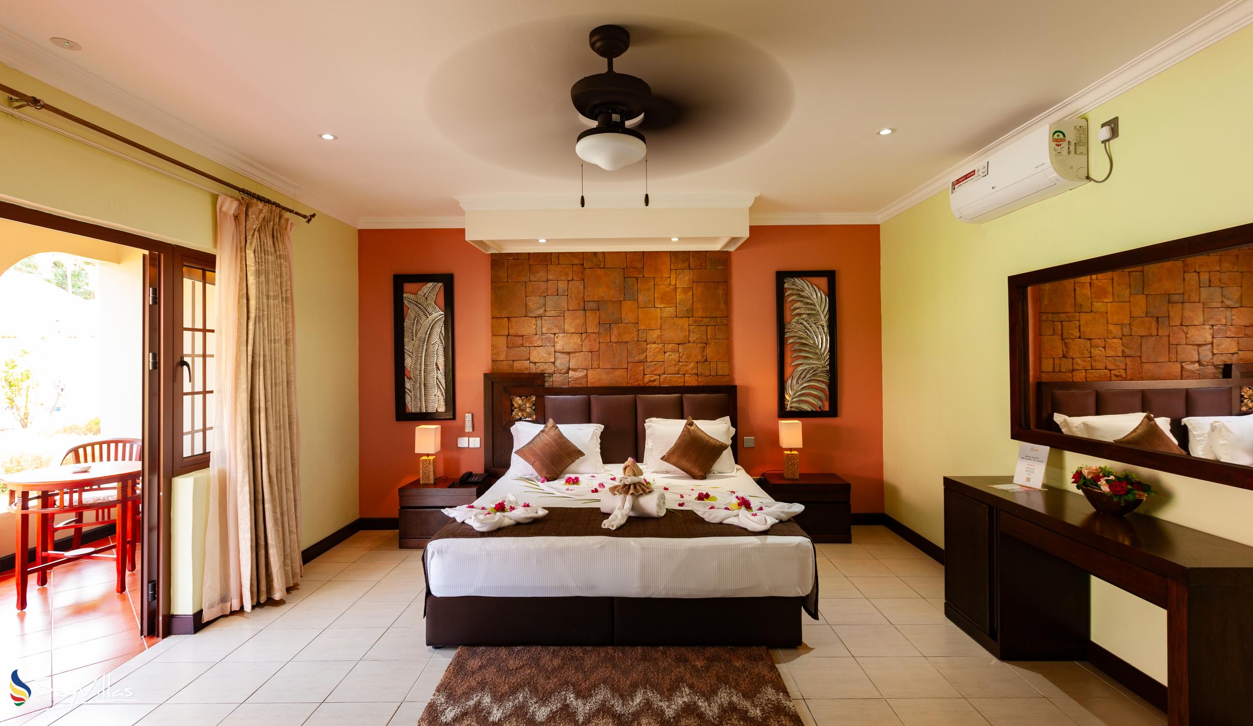 Foto 50: Oasis Hotel, Restaurant & Spa - Superior Zimmer - Praslin (Seychellen)