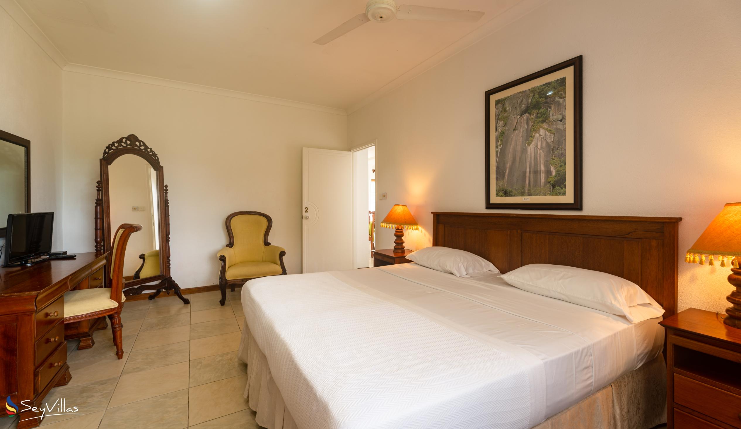 Foto 51: Beau Sejour Hotel - Standard Zimmer - Mahé (Seychellen)