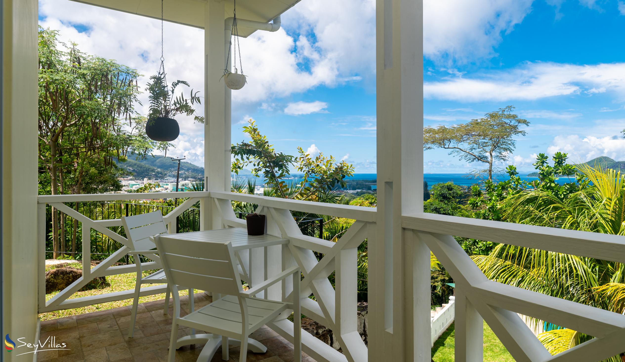 Foto 41: Naturalis Oceanview Residences - Superior Chalet Meerblick - Mahé (Seychellen)