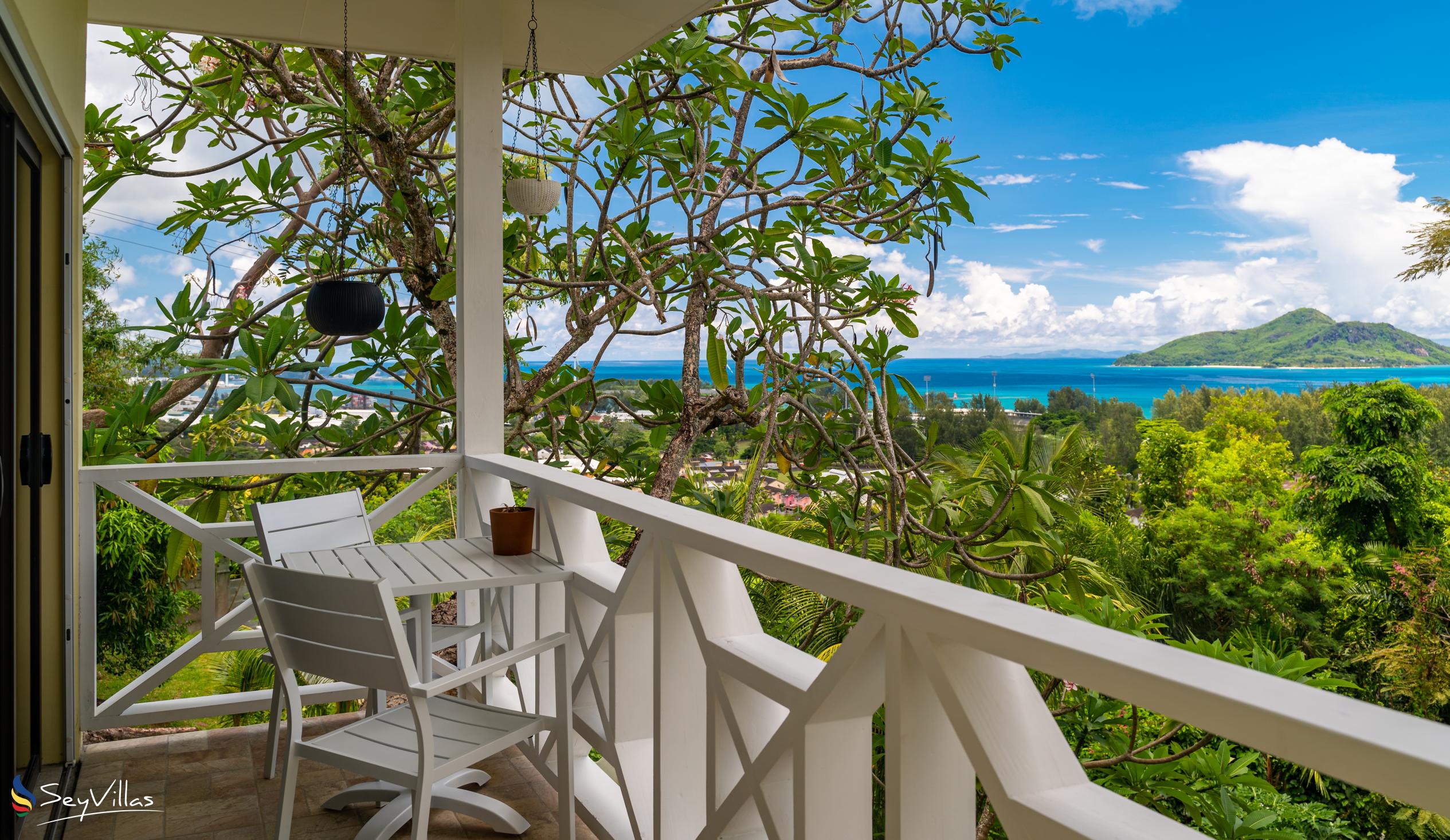 Foto 29: Naturalis Oceanview Residences - Superior Chalet - Mahé (Seychellen)