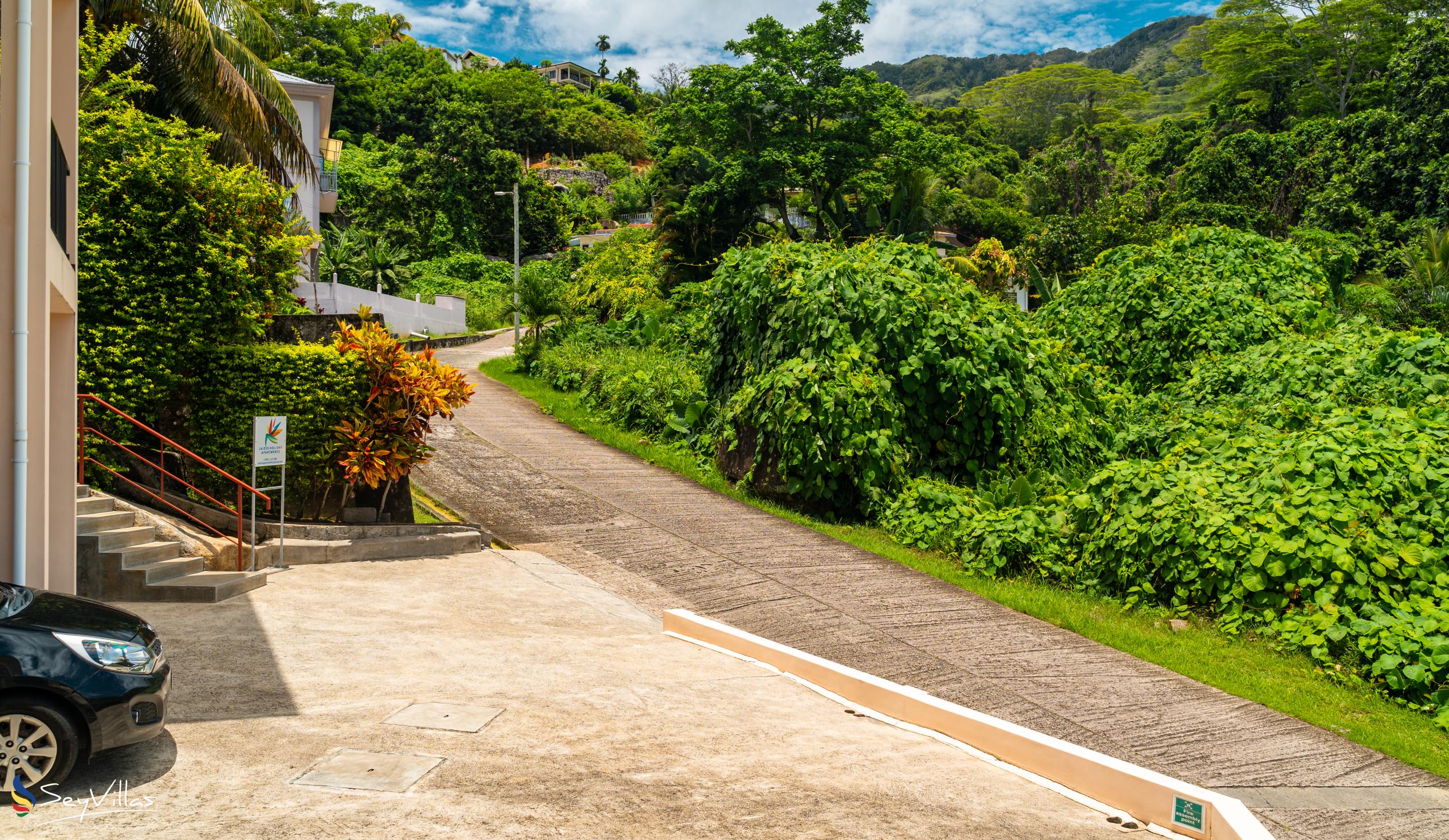 Photo 14: JAIDSS Holiday Apartments - Outdoor area - Mahé (Seychelles)
