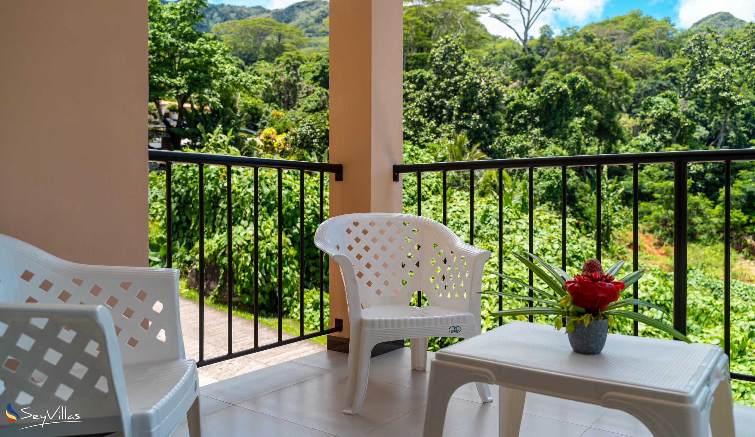 Photo 37: JAIDSS Holiday Apartments - 2-Bedroom Apartment - Mahé (Seychelles)