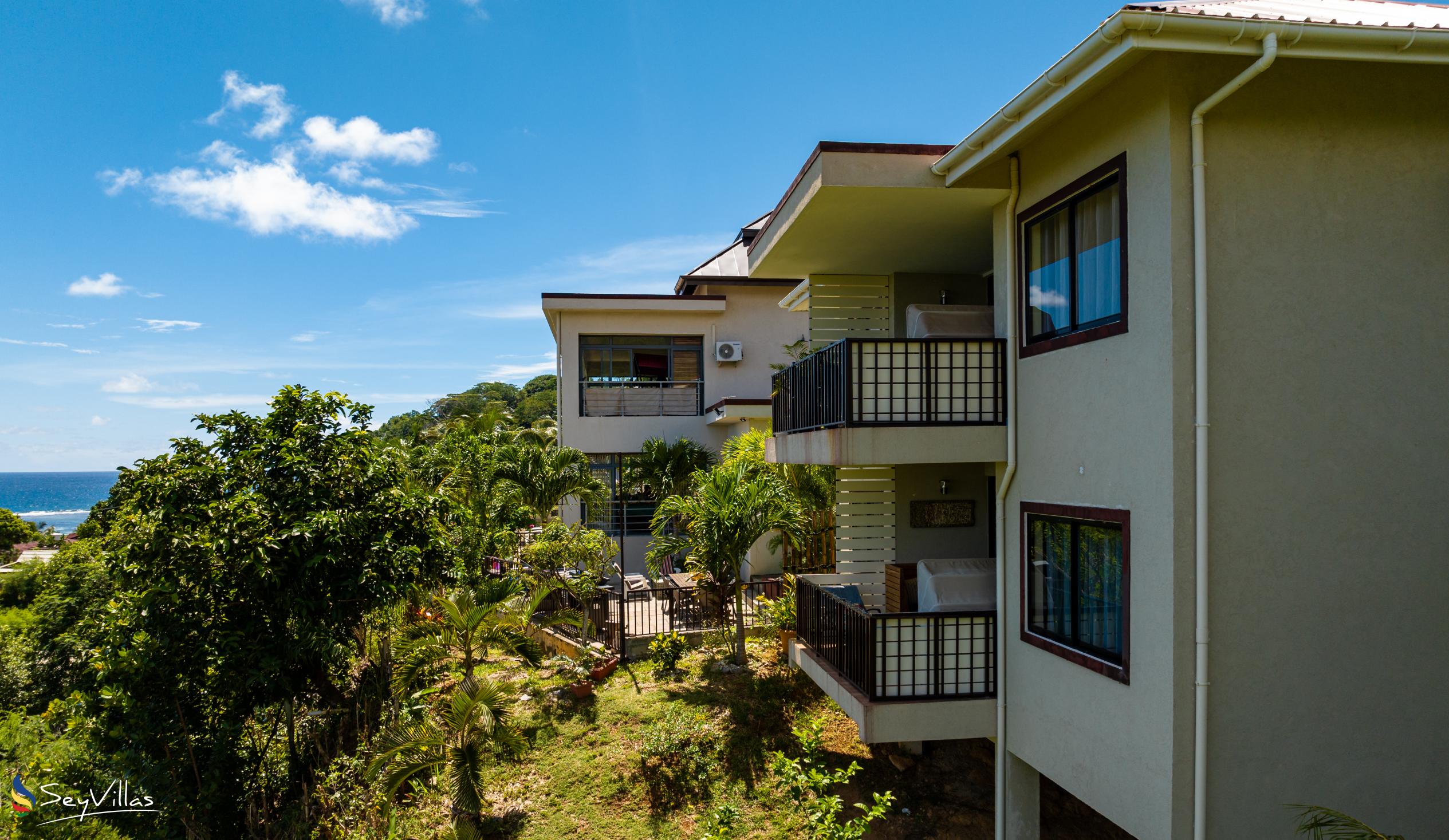 Foto 4: La Vida Selfcatering Apartments - Aussenbereich - Mahé (Seychellen)