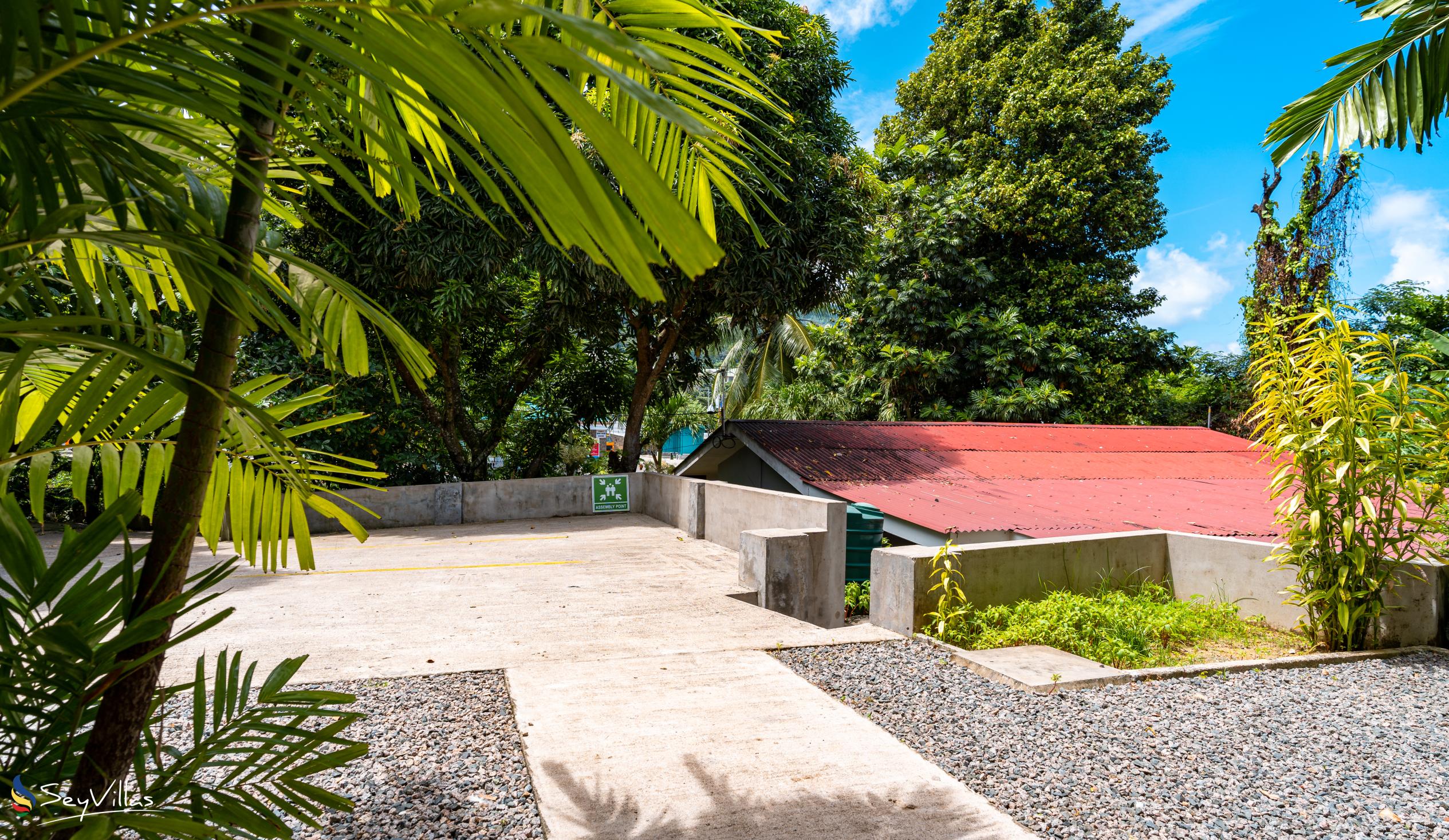 Foto 12: Riverside Residence - Aussenbereich - Mahé (Seychellen)
