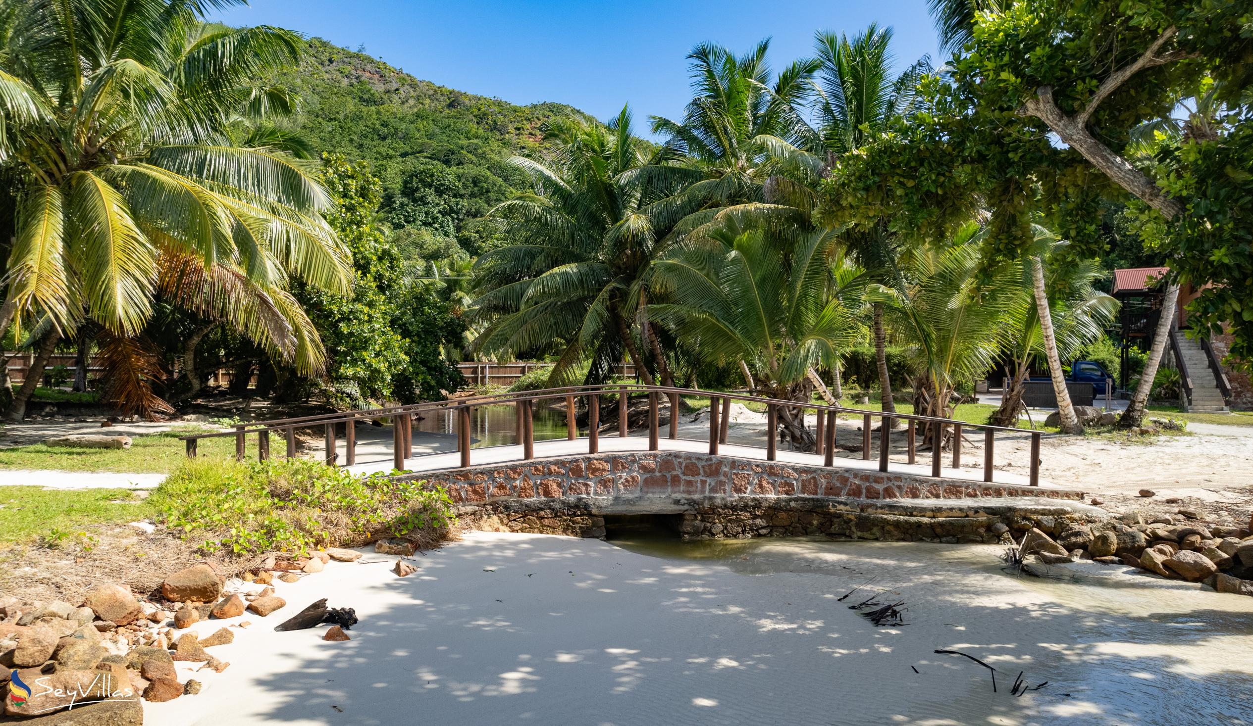 Foto 15: Le Vasseur La Buse Eco Resort - Aussenbereich - Praslin (Seychellen)
