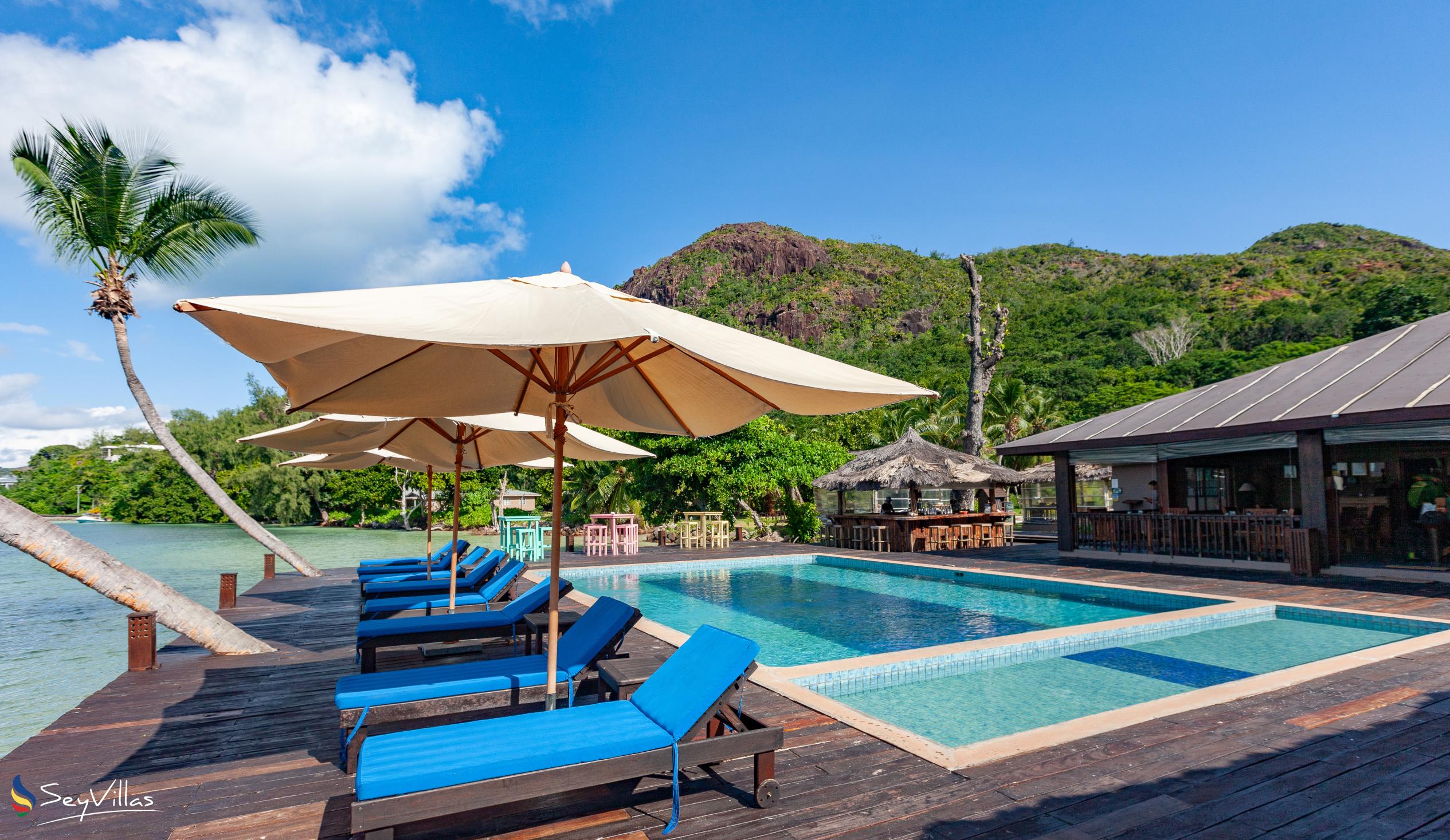 Photo 4: Le Vasseur La Buse Eco Resort - Outdoor area - Praslin (Seychelles)