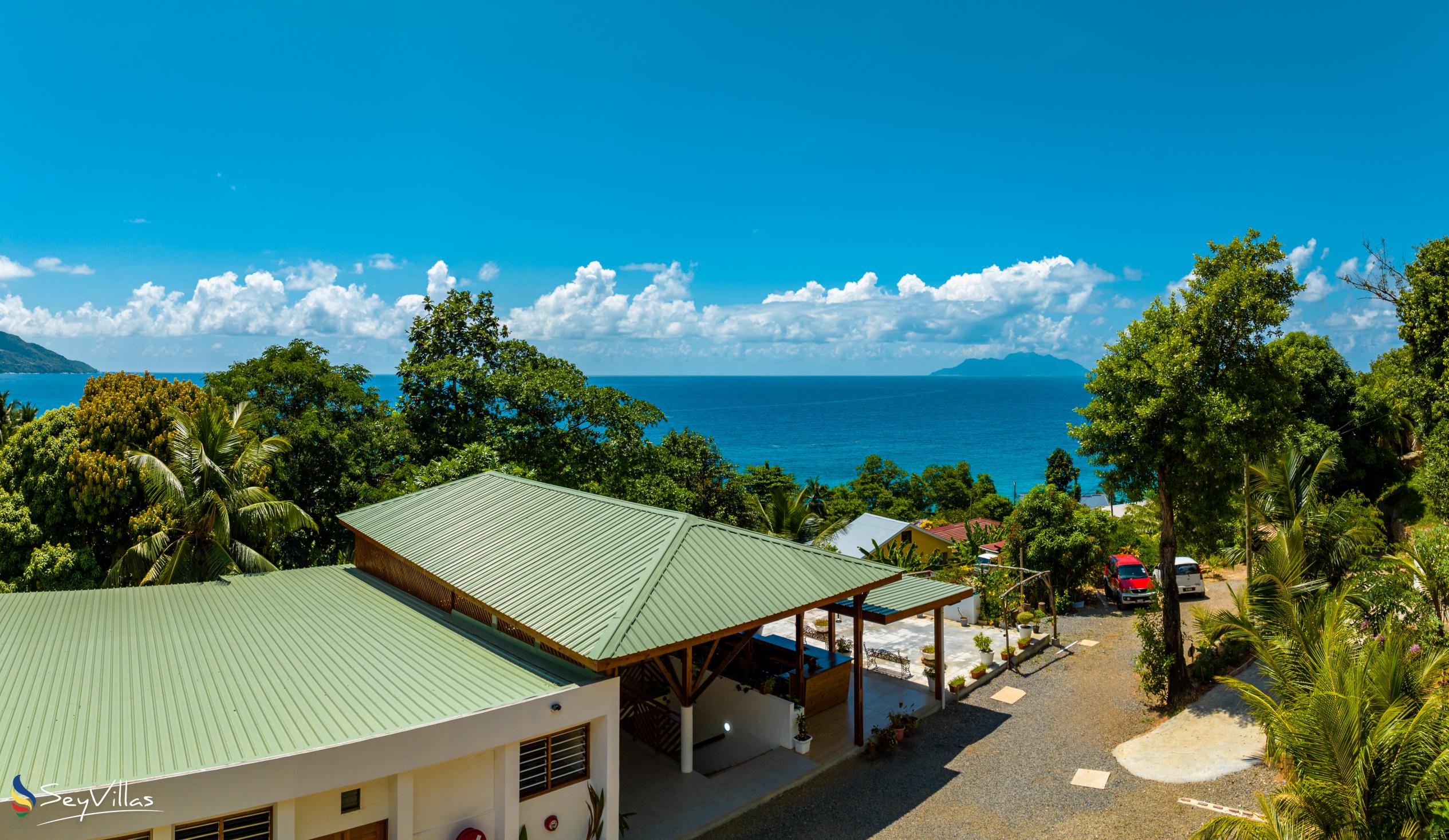Foto 7: Sunbird Villas - Aussenbereich - Mahé (Seychellen)
