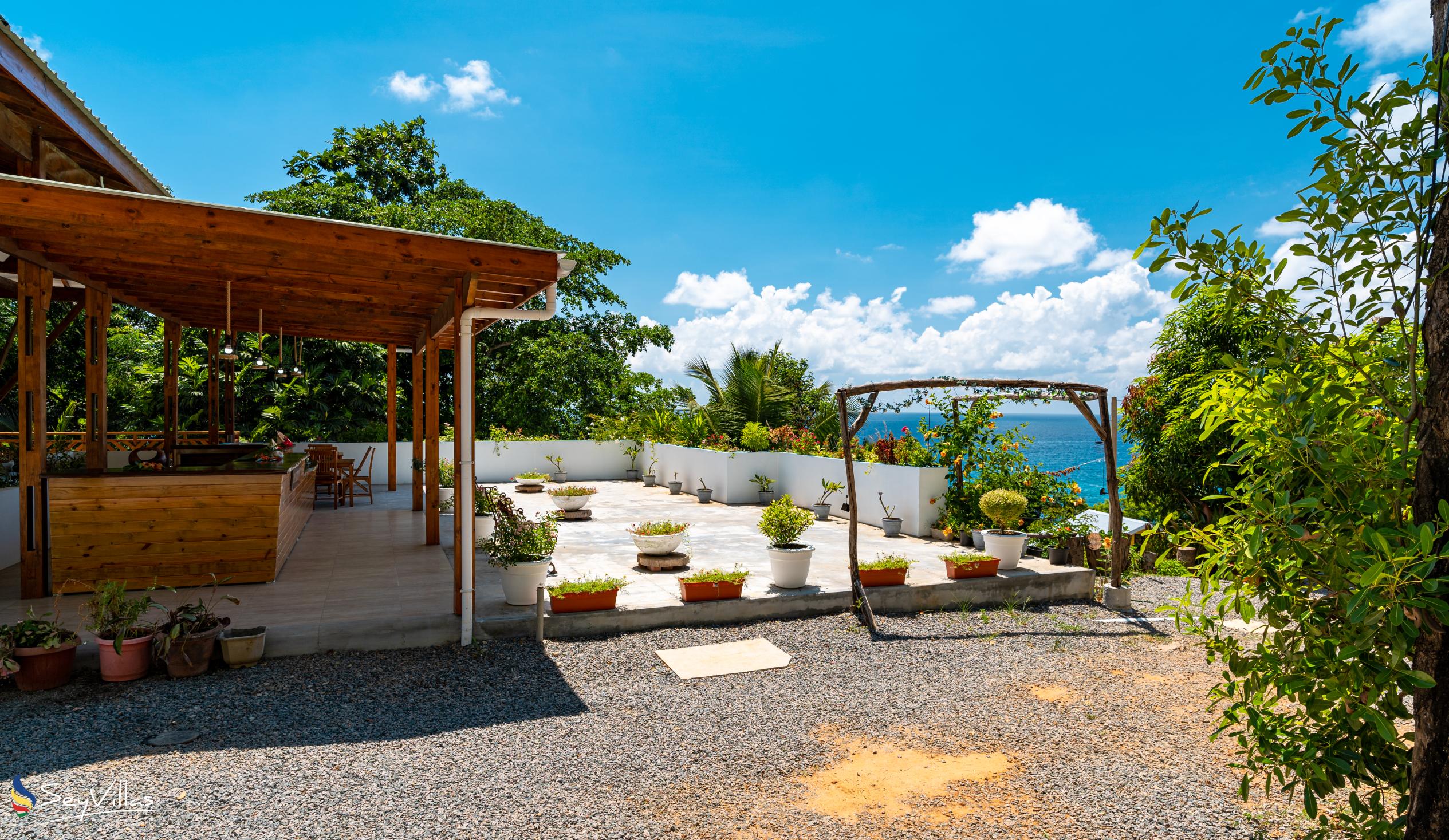 Foto 10: Sunbird Villas - Aussenbereich - Mahé (Seychellen)