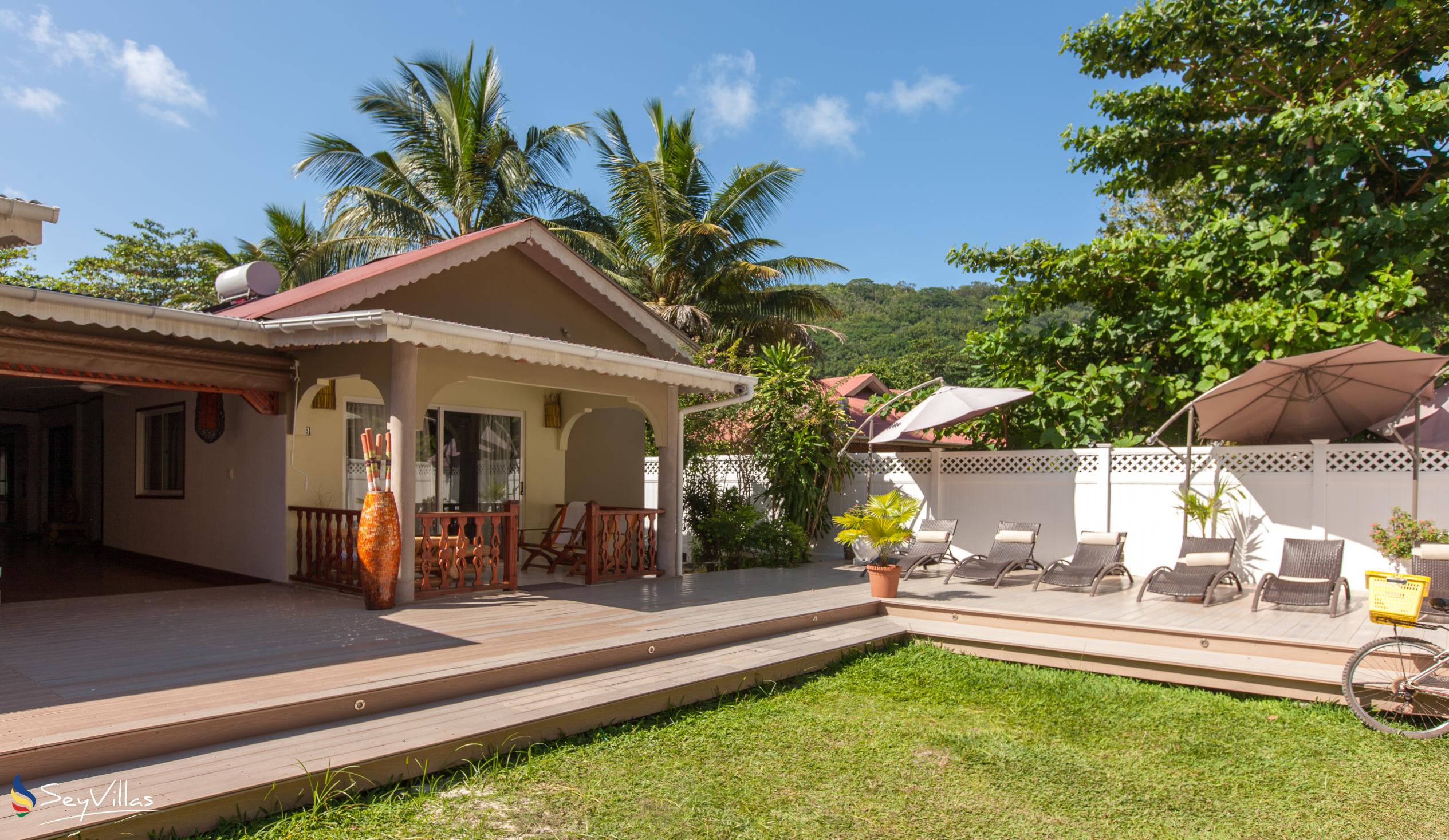 Photo 6: Villa Authentique - Outdoor area - La Digue (Seychelles)