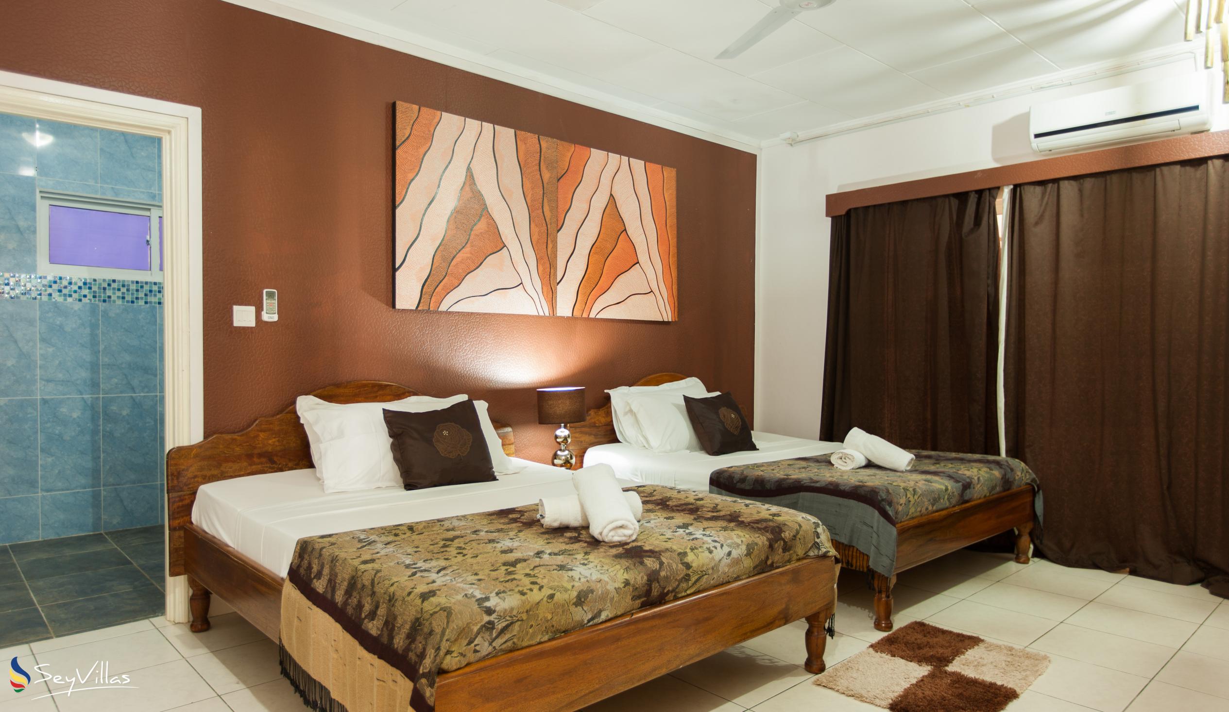 Photo 14: Villa Authentique - Quadruple Room - La Digue (Seychelles)