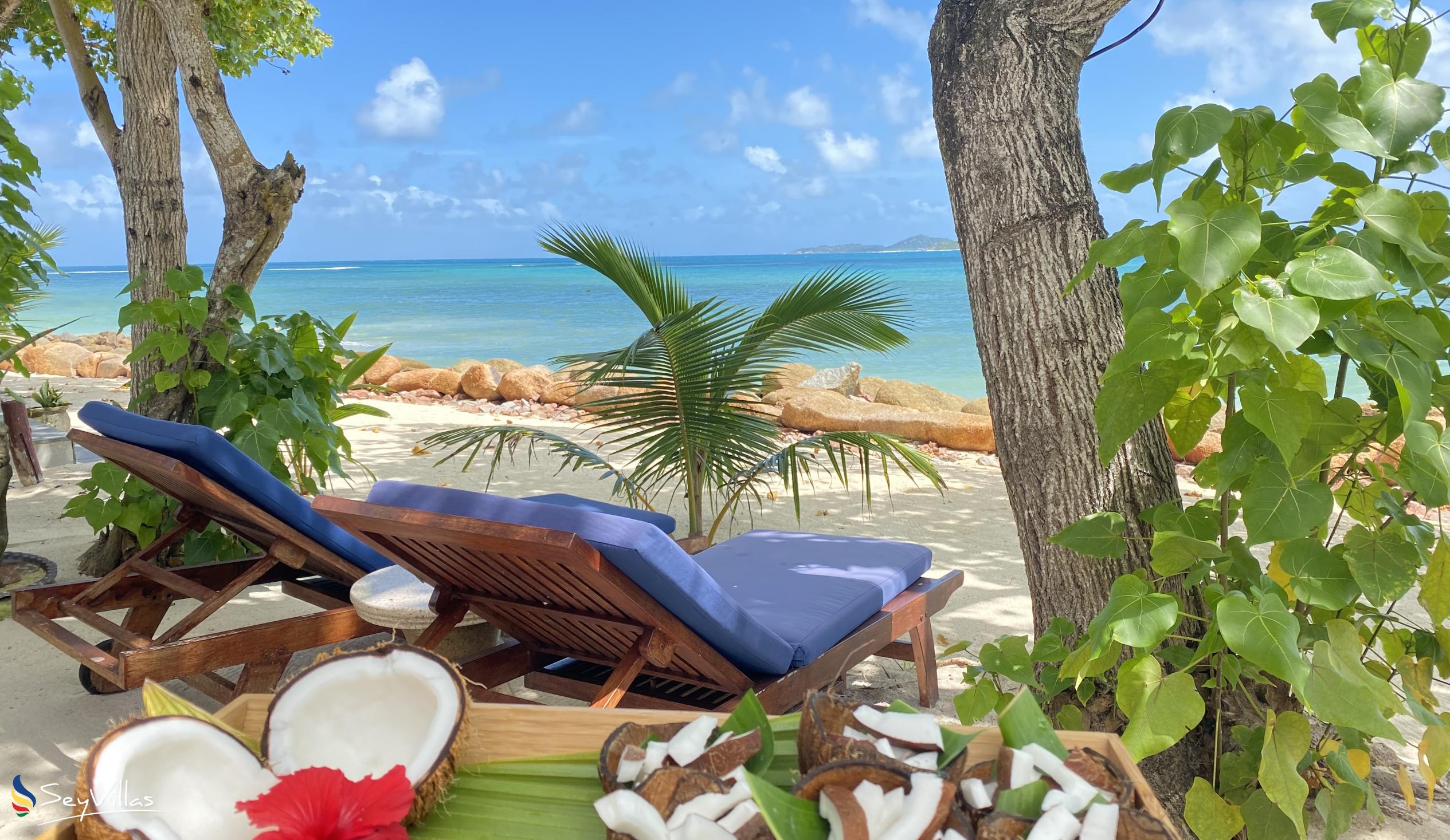 Foto 49: Castello Beach Hotel - Aussenbereich - Praslin (Seychellen)