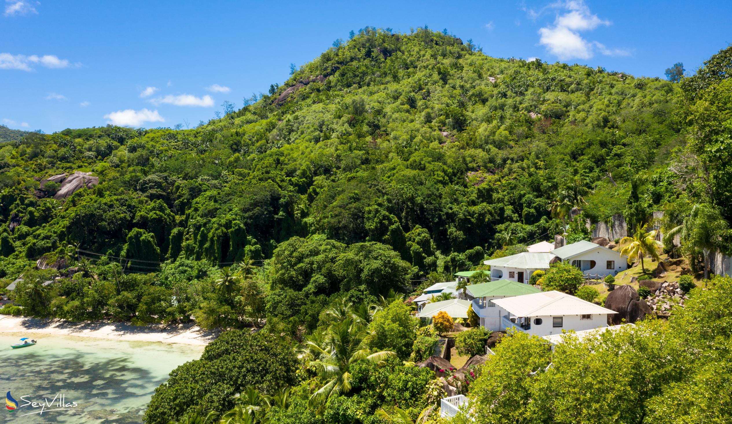 Photo 7: Lazare Picault Hotel - Outdoor area - Mahé (Seychelles)