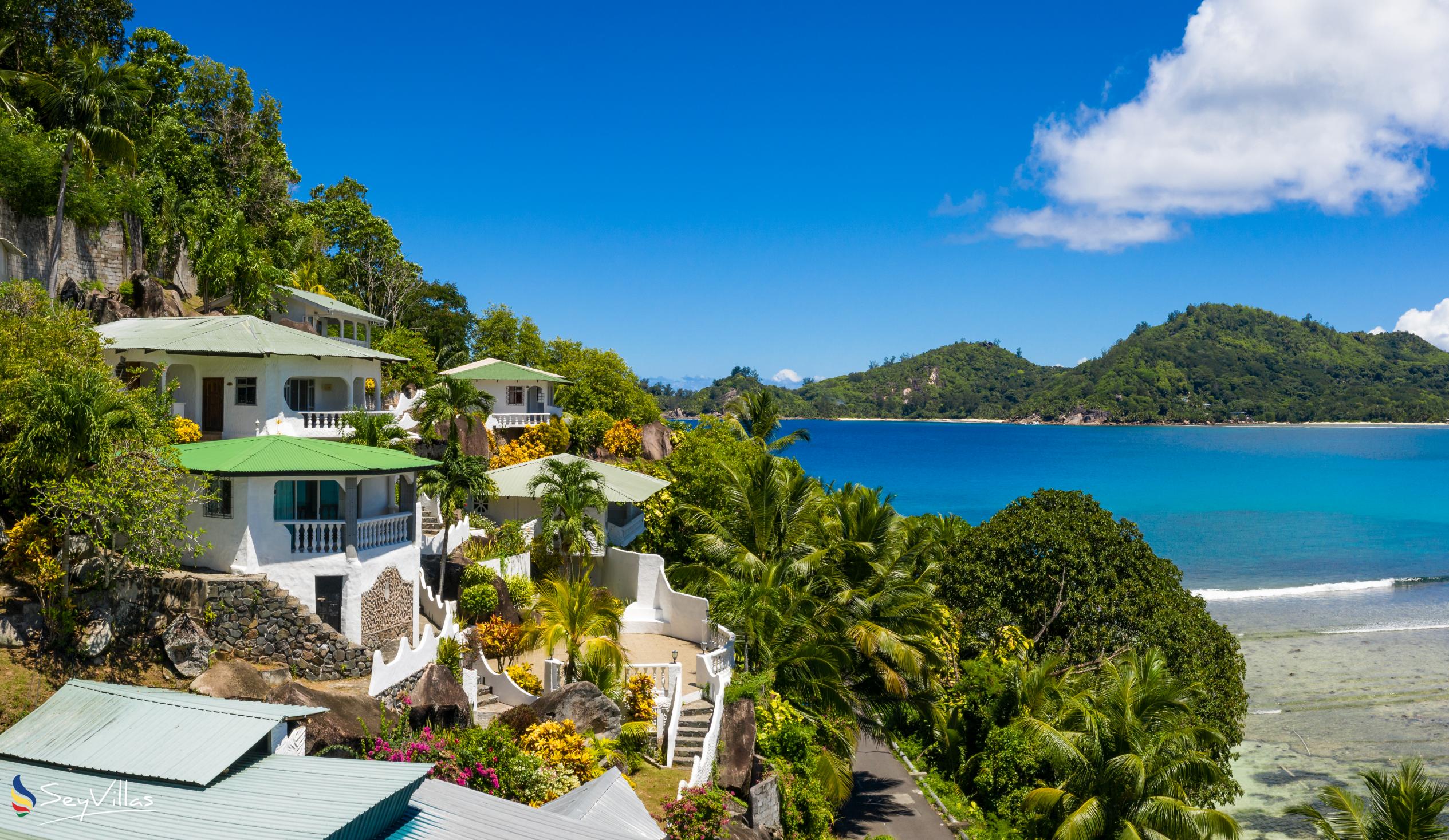 Photo 8: Lazare Picault Hotel - Outdoor area - Mahé (Seychelles)