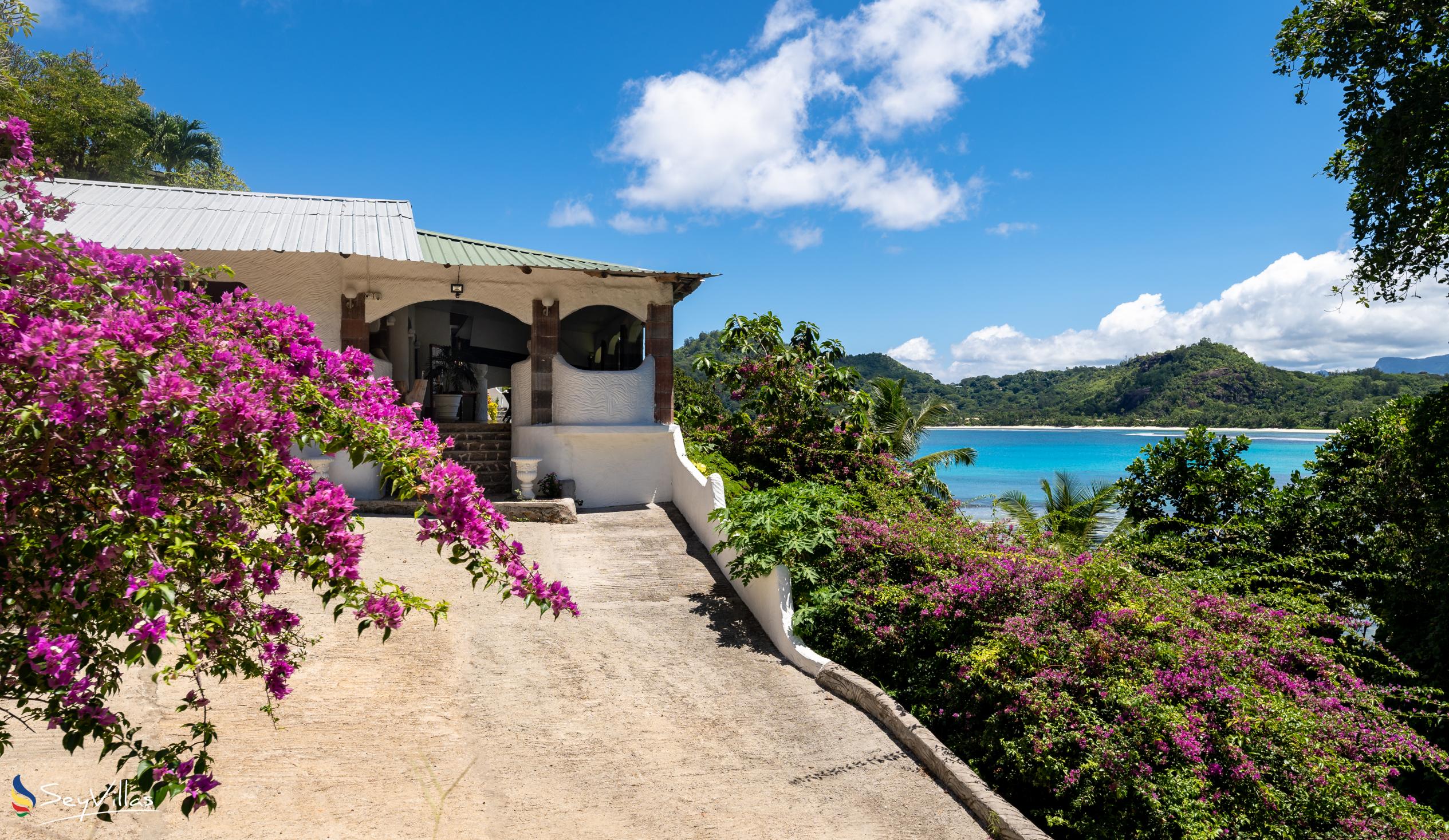 Photo 16: Lazare Picault Hotel - Outdoor area - Mahé (Seychelles)